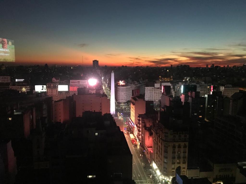 Que mejor vista del Obelisco piso a la calle Corrientes