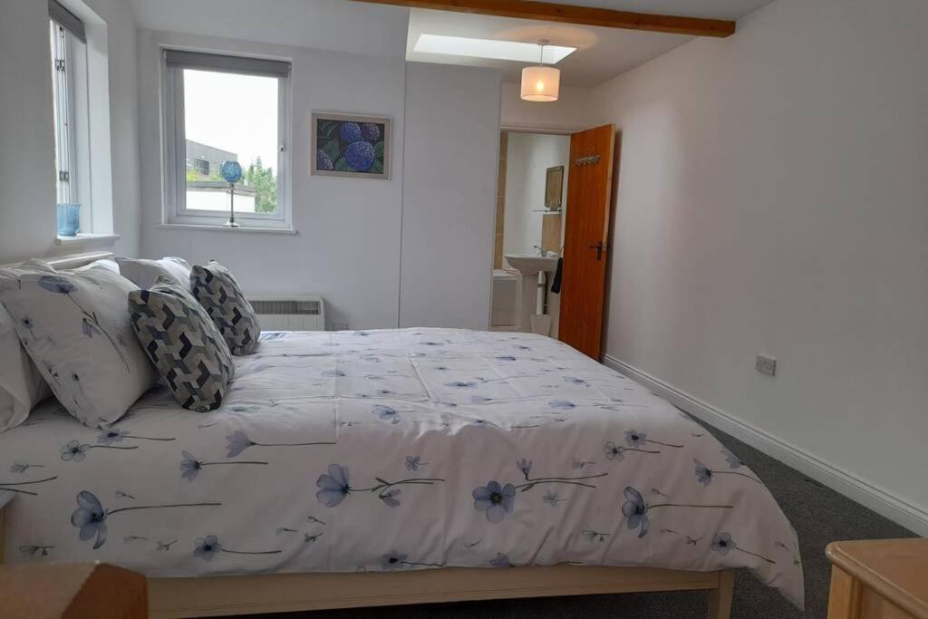 Tewkesbury Vacations - Town centre cottage - Property Image 7