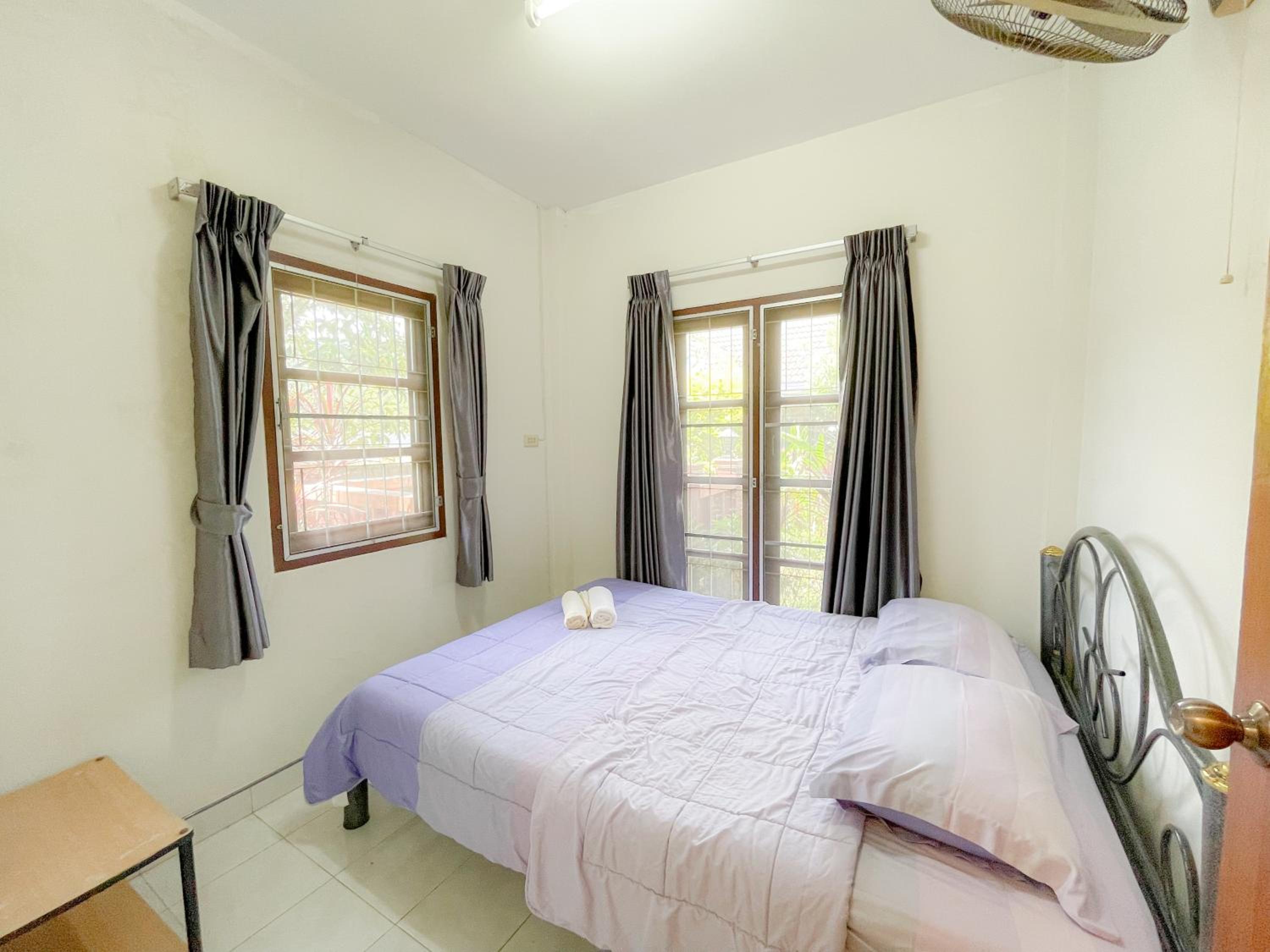 Village House TV 1 view 5