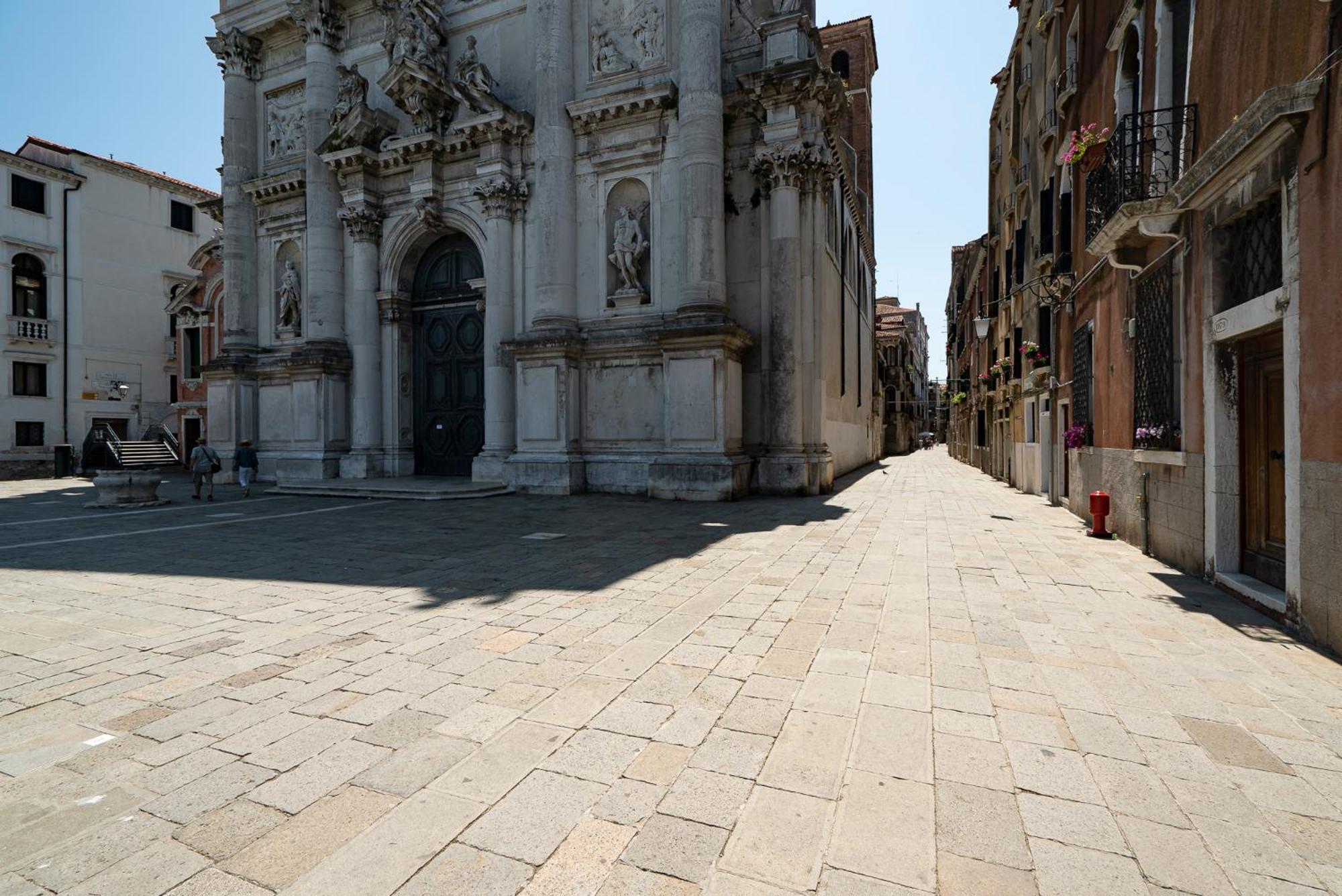 San Stae Glamour