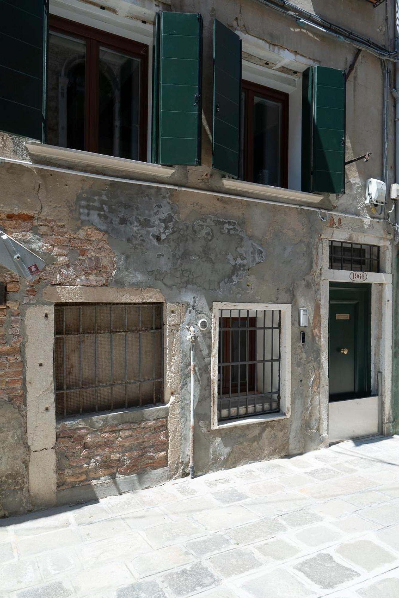 San Stae Glamour
