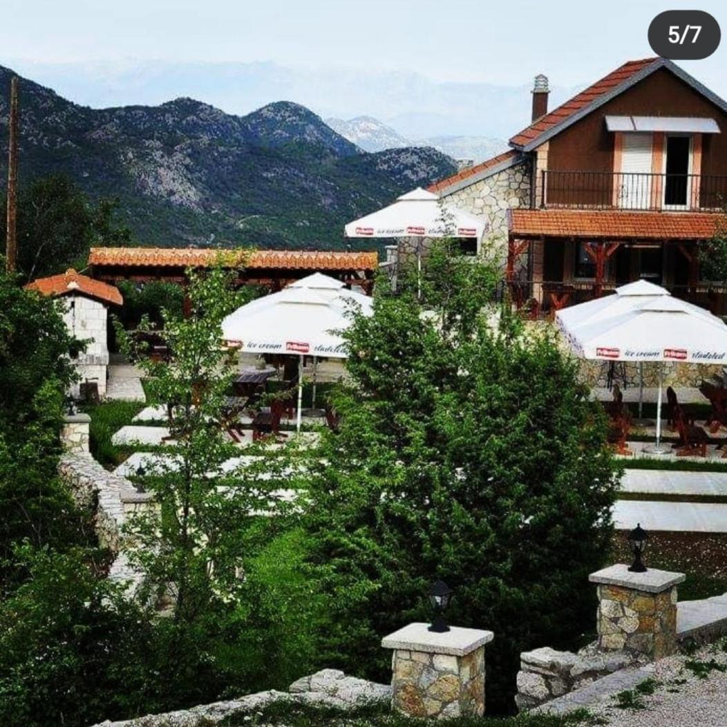 Vikendica,Bungalovi Lipska pećina photo 1