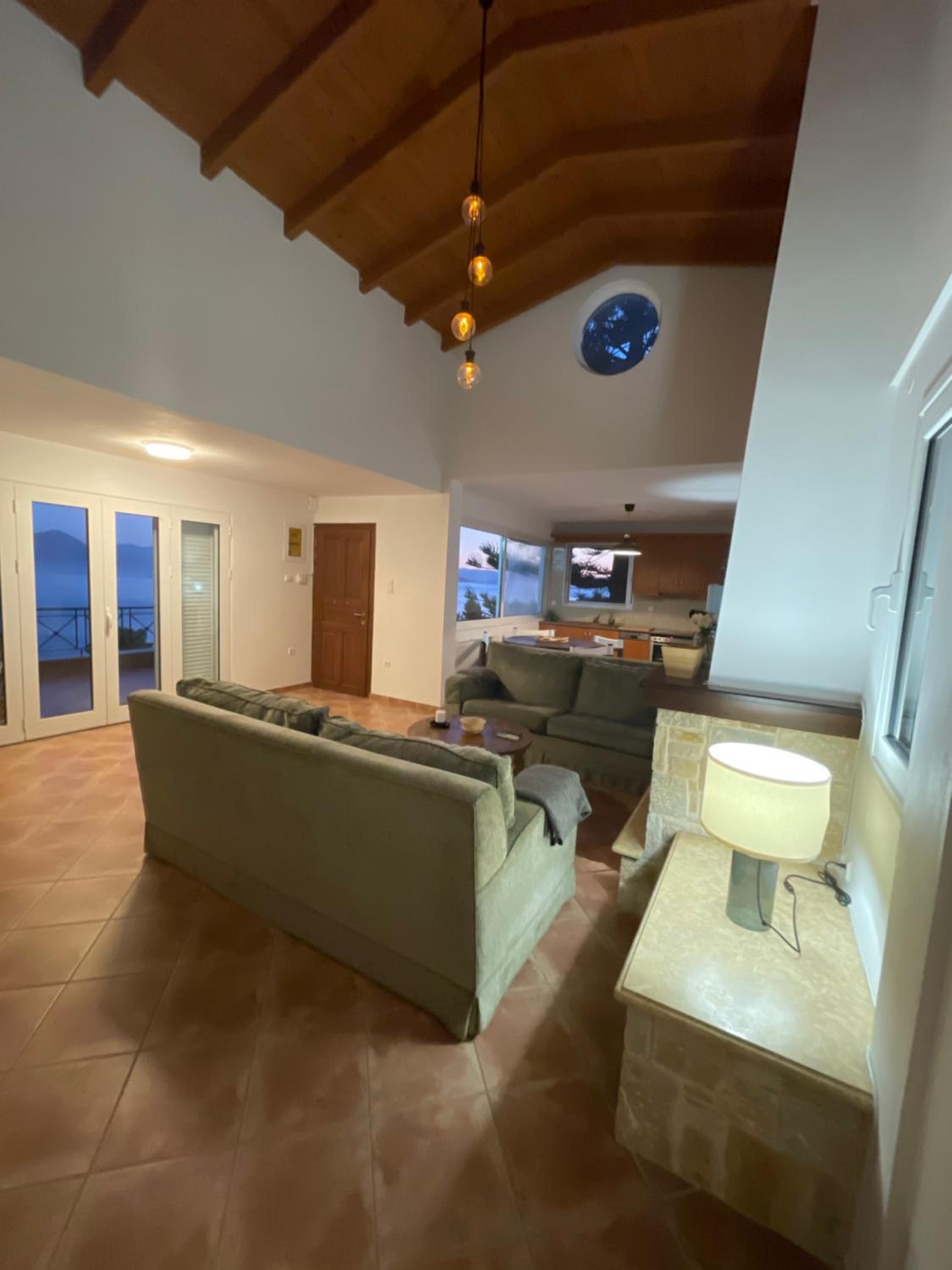 Amazing view family house! view 4