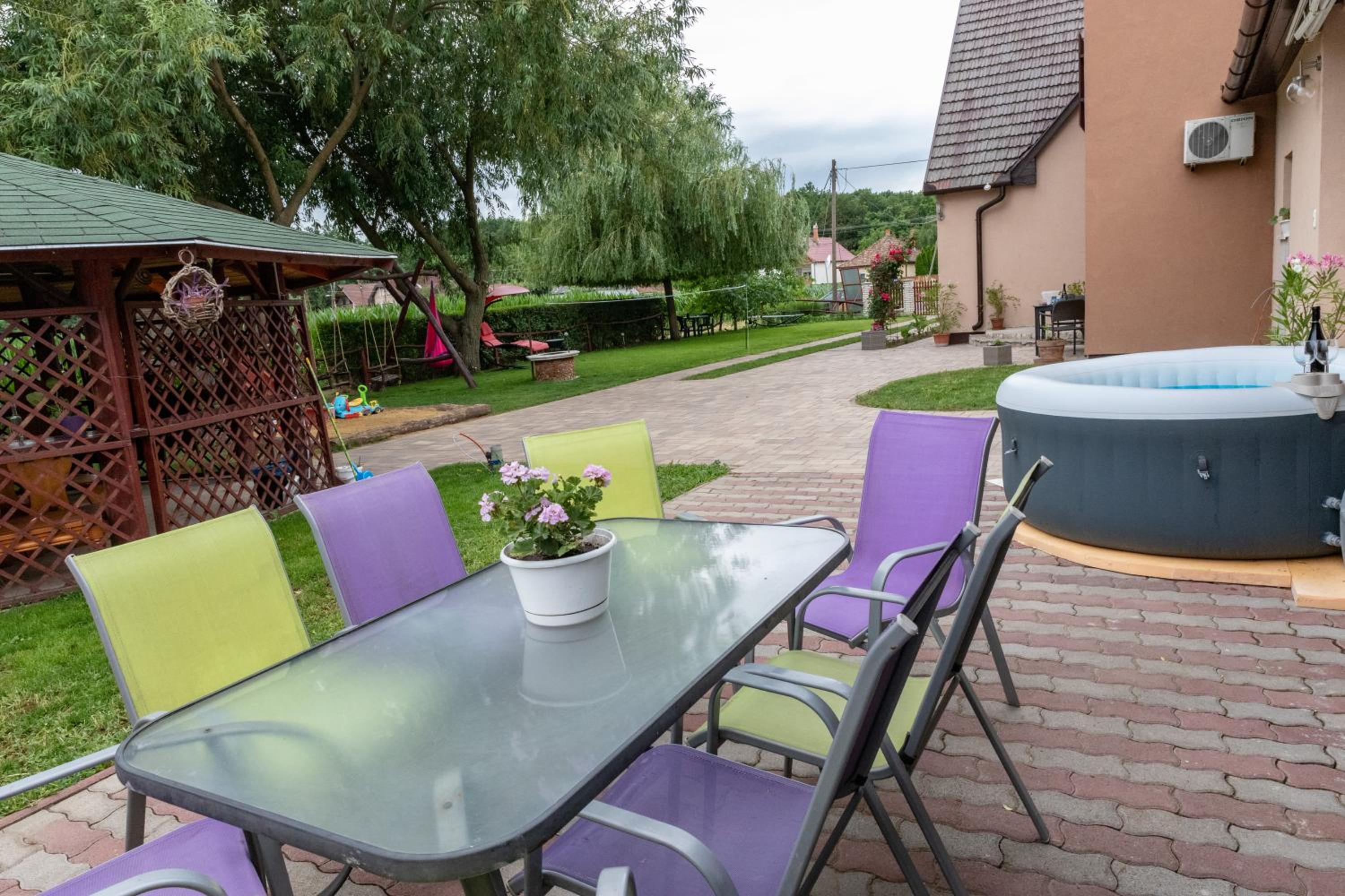 Linett Apartman