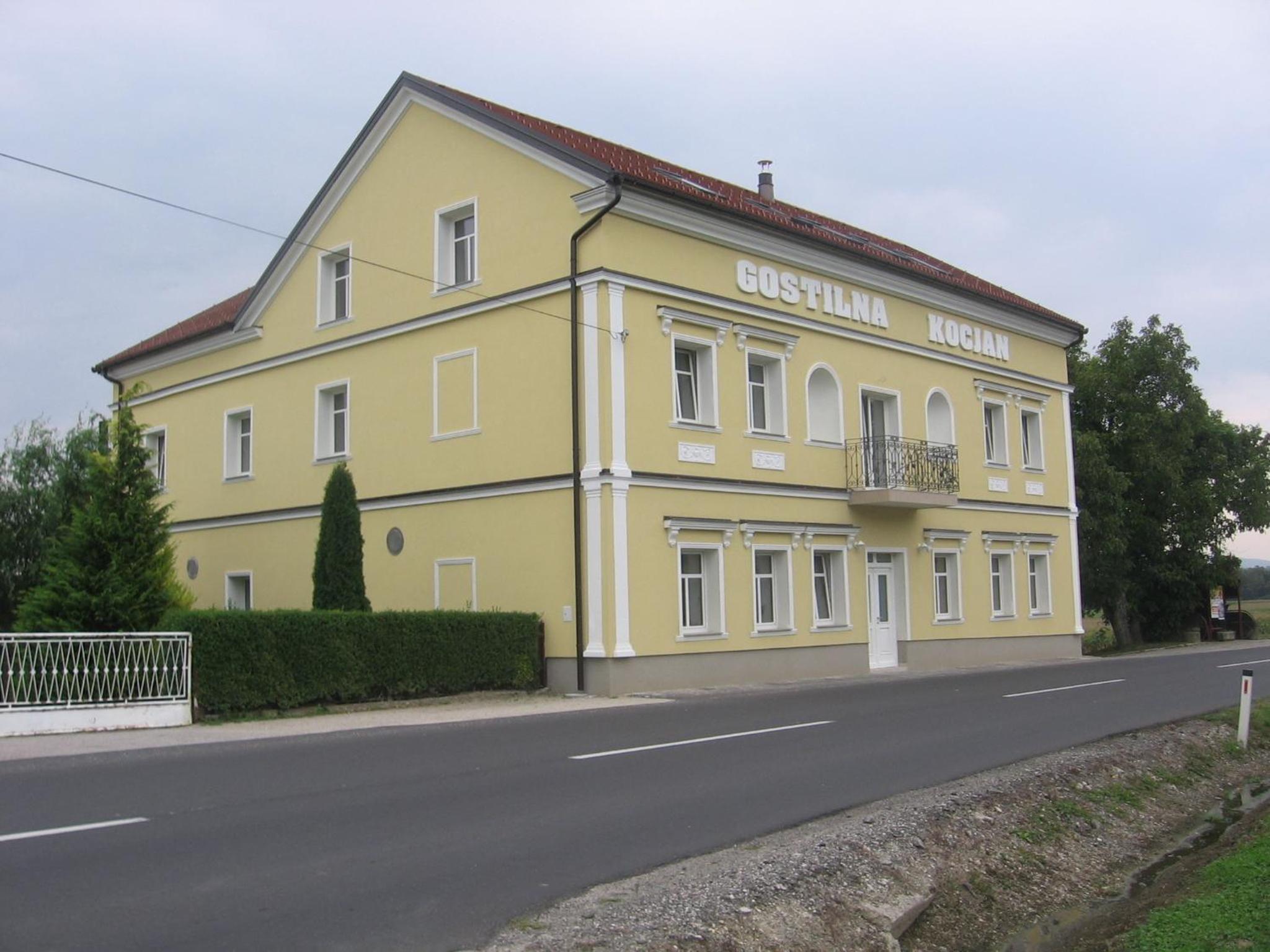 Photo 21
