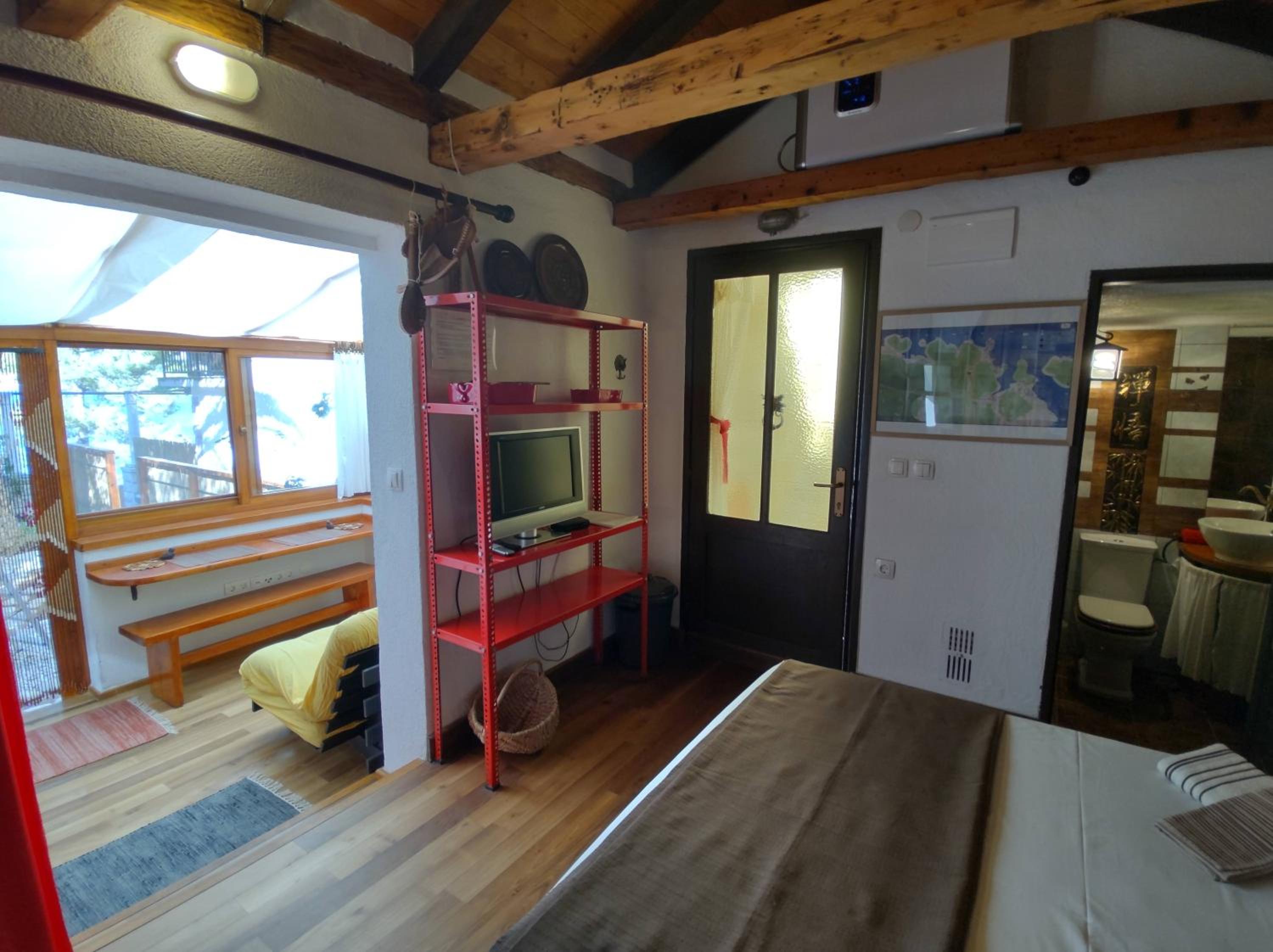 Photo 17