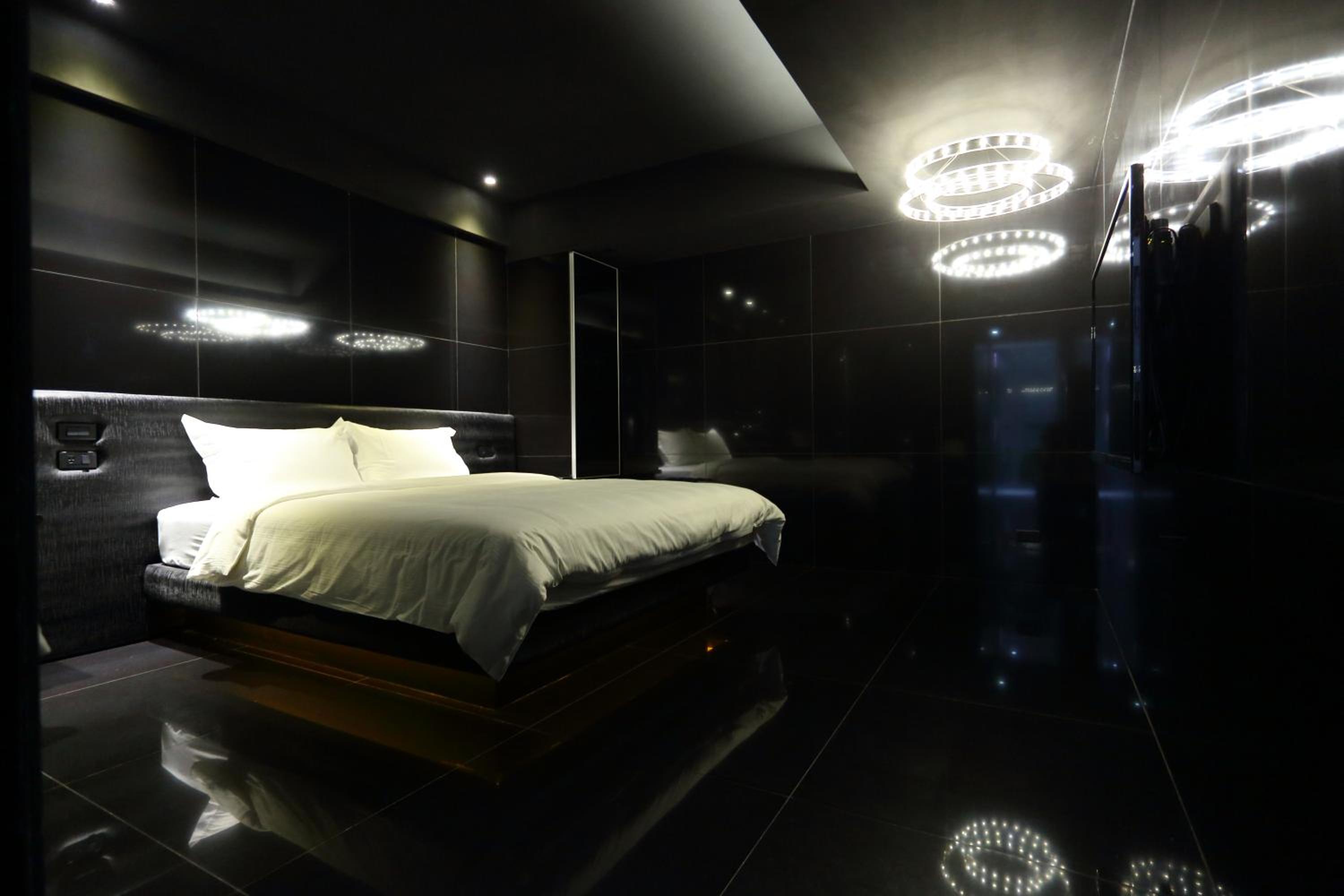 The Fantasy Apartment