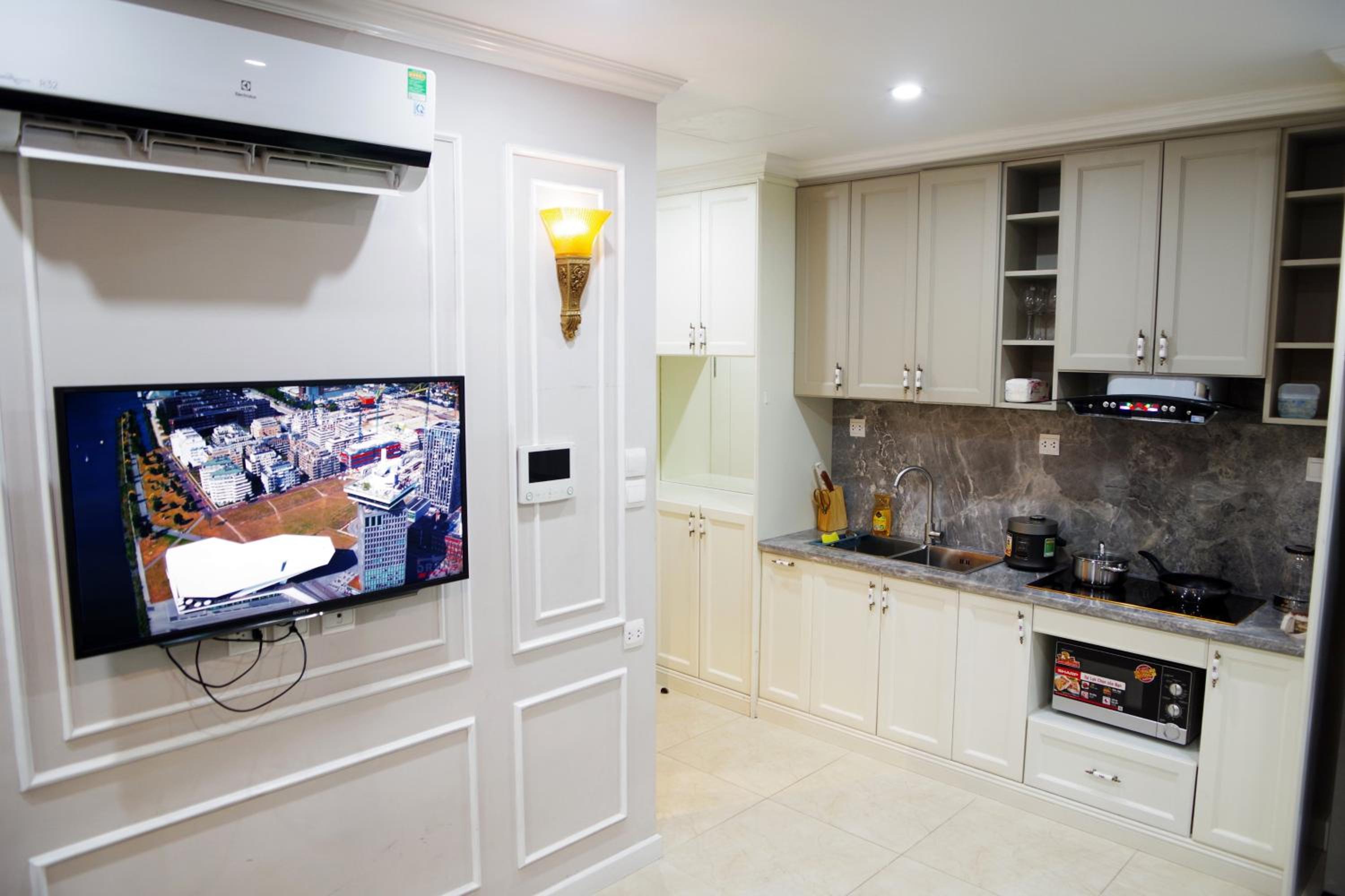 D'Capitale Luxury Apartments by The Zenith