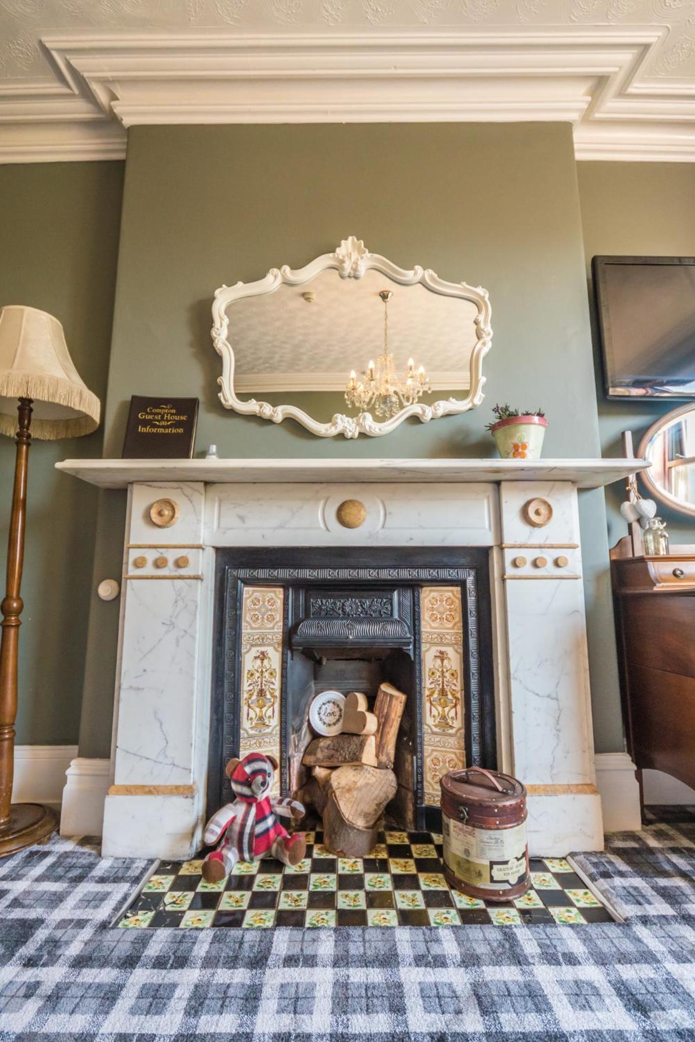 Compton Guest House