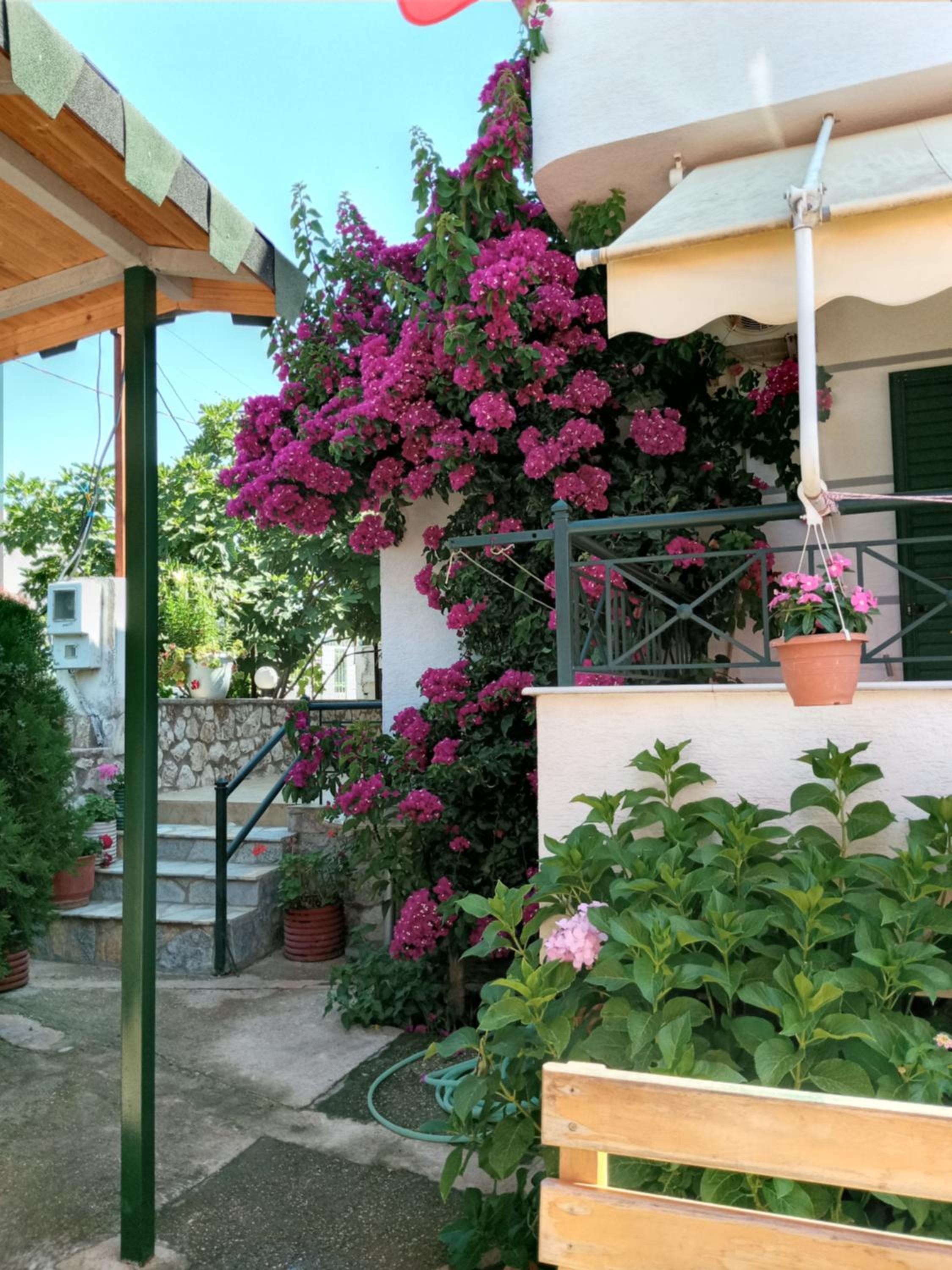 Zogaj Hotel
