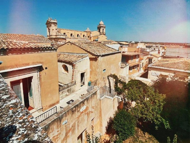 Palazzo Gambuzza, photo 36