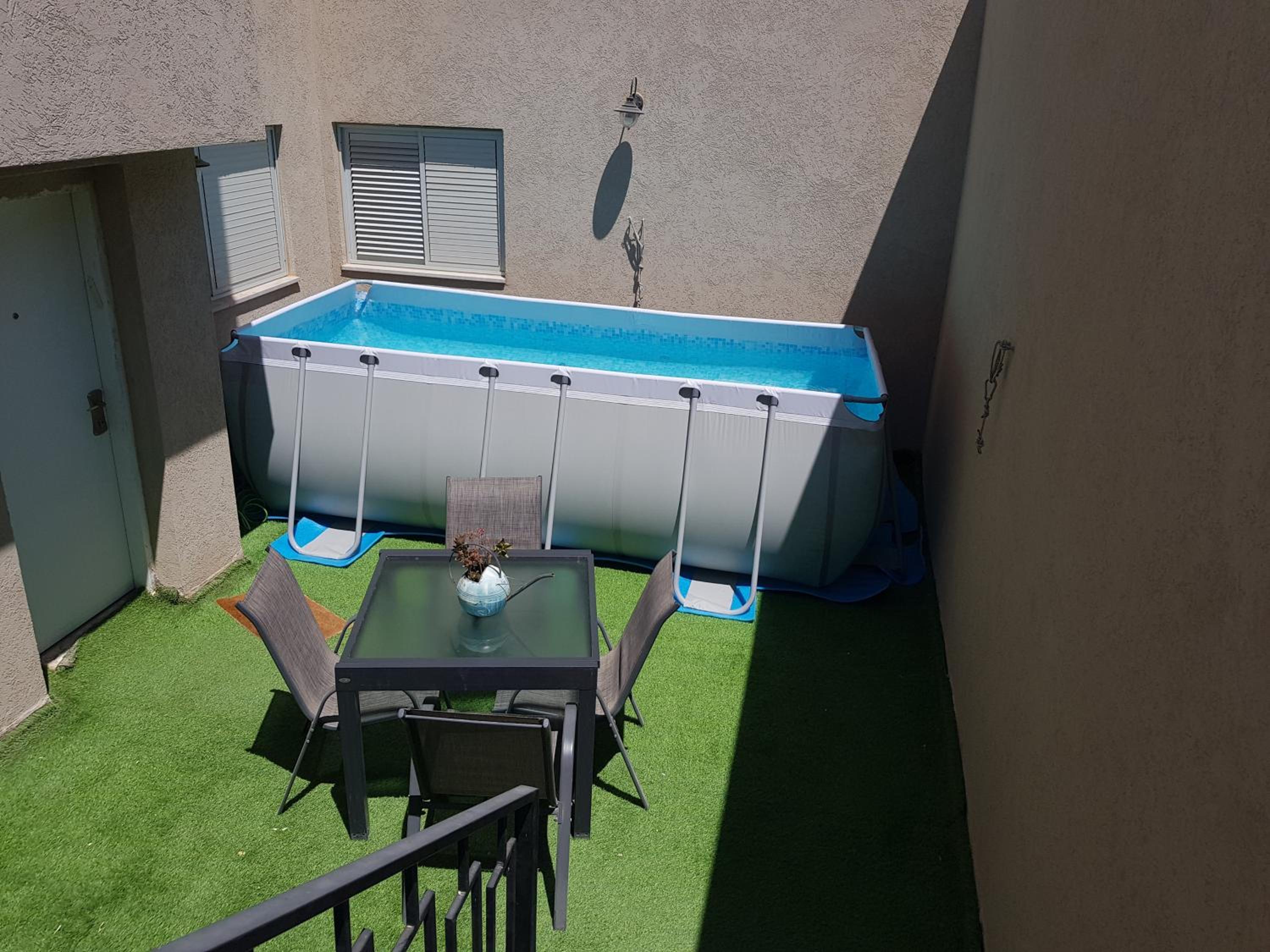 בית בלב מדבר little house in the desert view 2