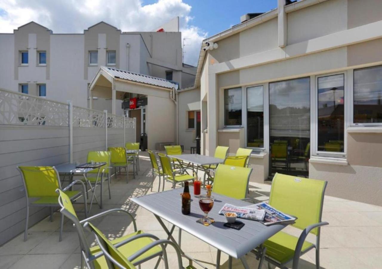 outdoor BBQ area