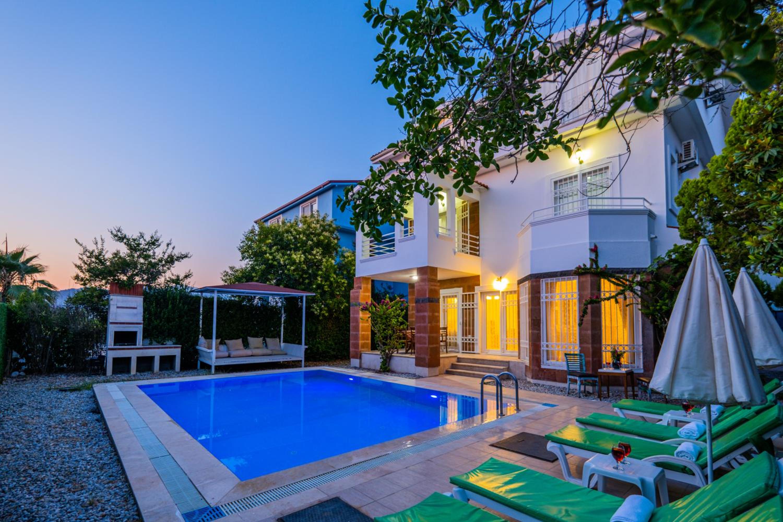 Infinity Beyaz Villa view 2