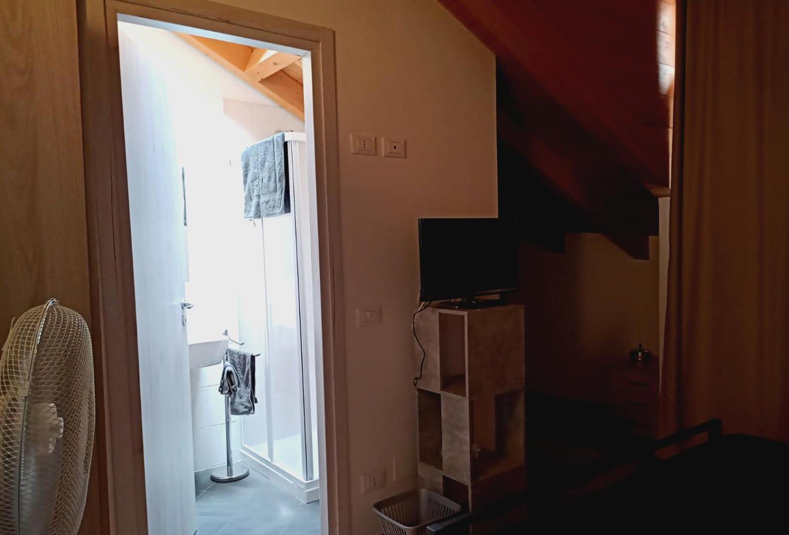 L'Angelo en Omegna — hotel room