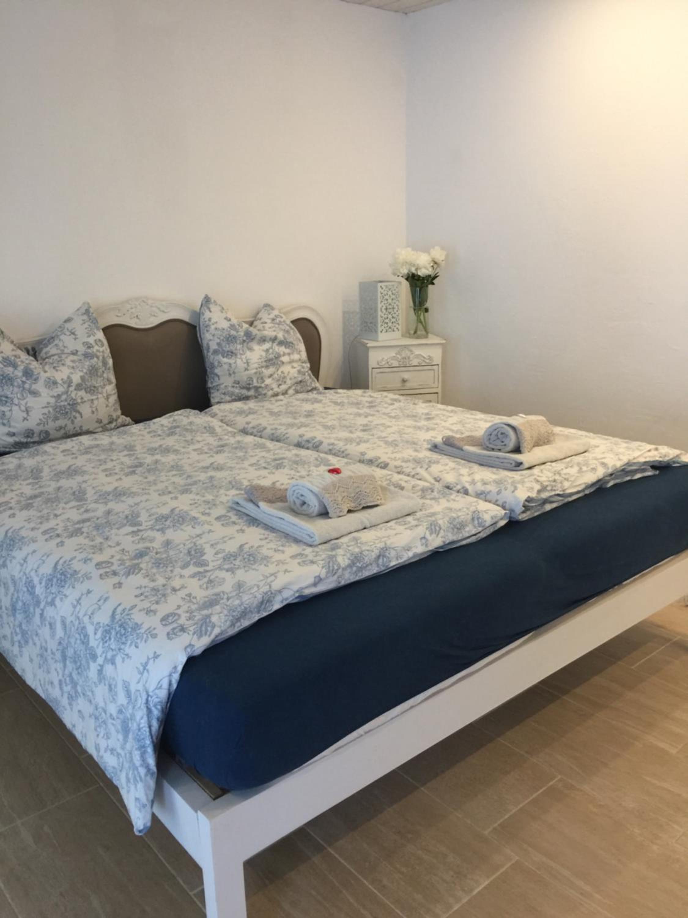 Bed and Breakfast 57