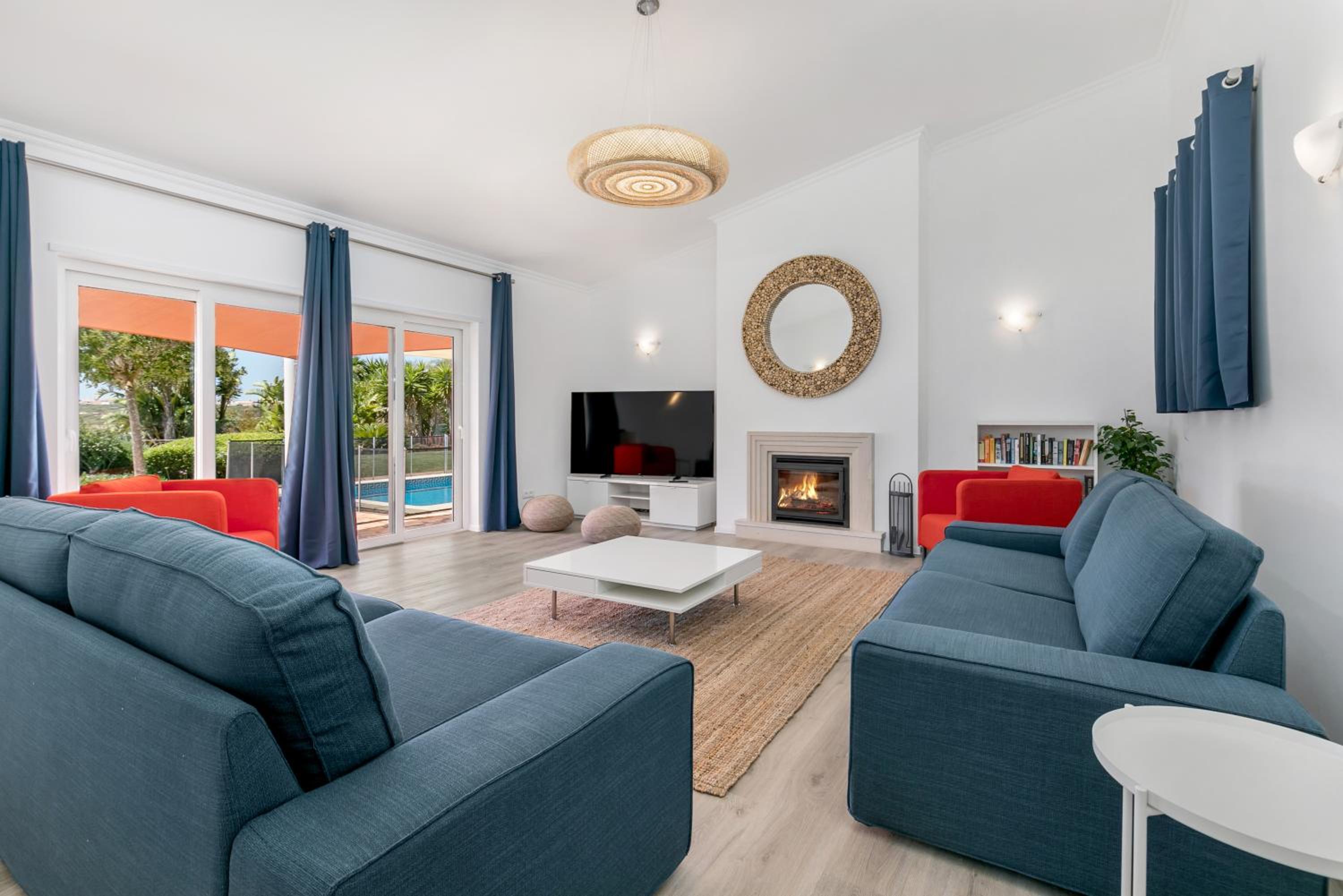 Beach Villa - oceanfront villa Martinhal view 2