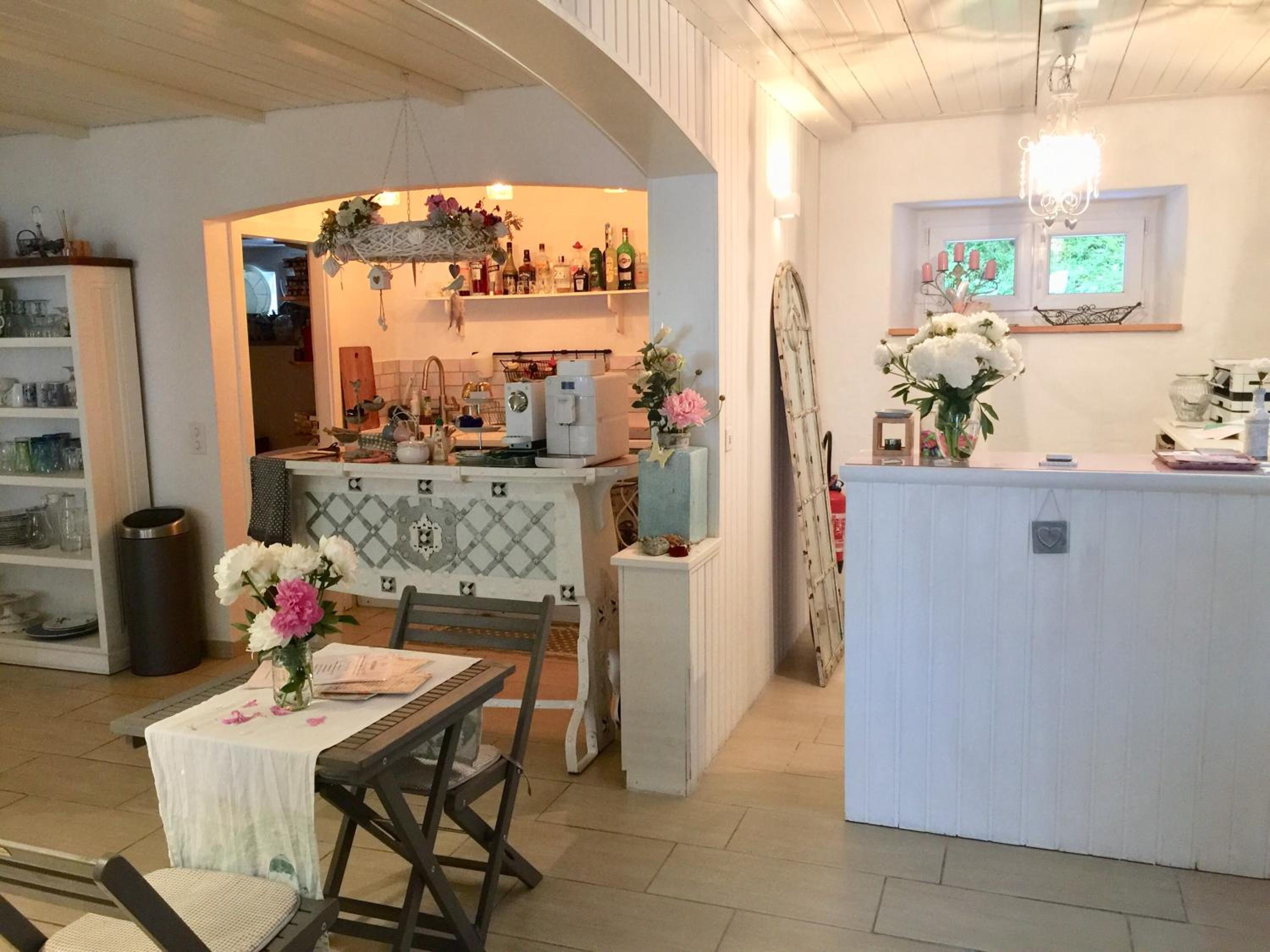 Bed and Breakfast 57