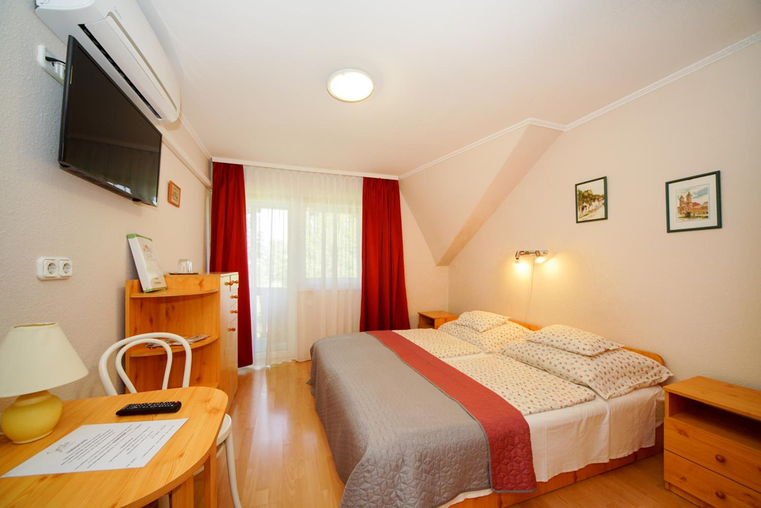 Siesta Vendégház view 4