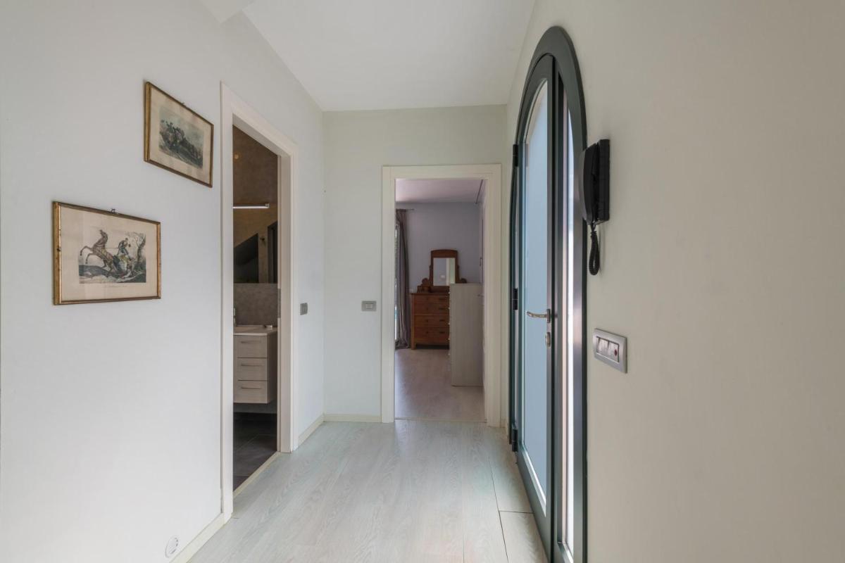Villa privata con piscina Colonno view 4