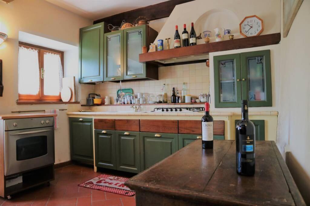 La Sala Vecchia - Lovely Tuscan Holiday house Badia Prataglia, Casentino Valley view 2