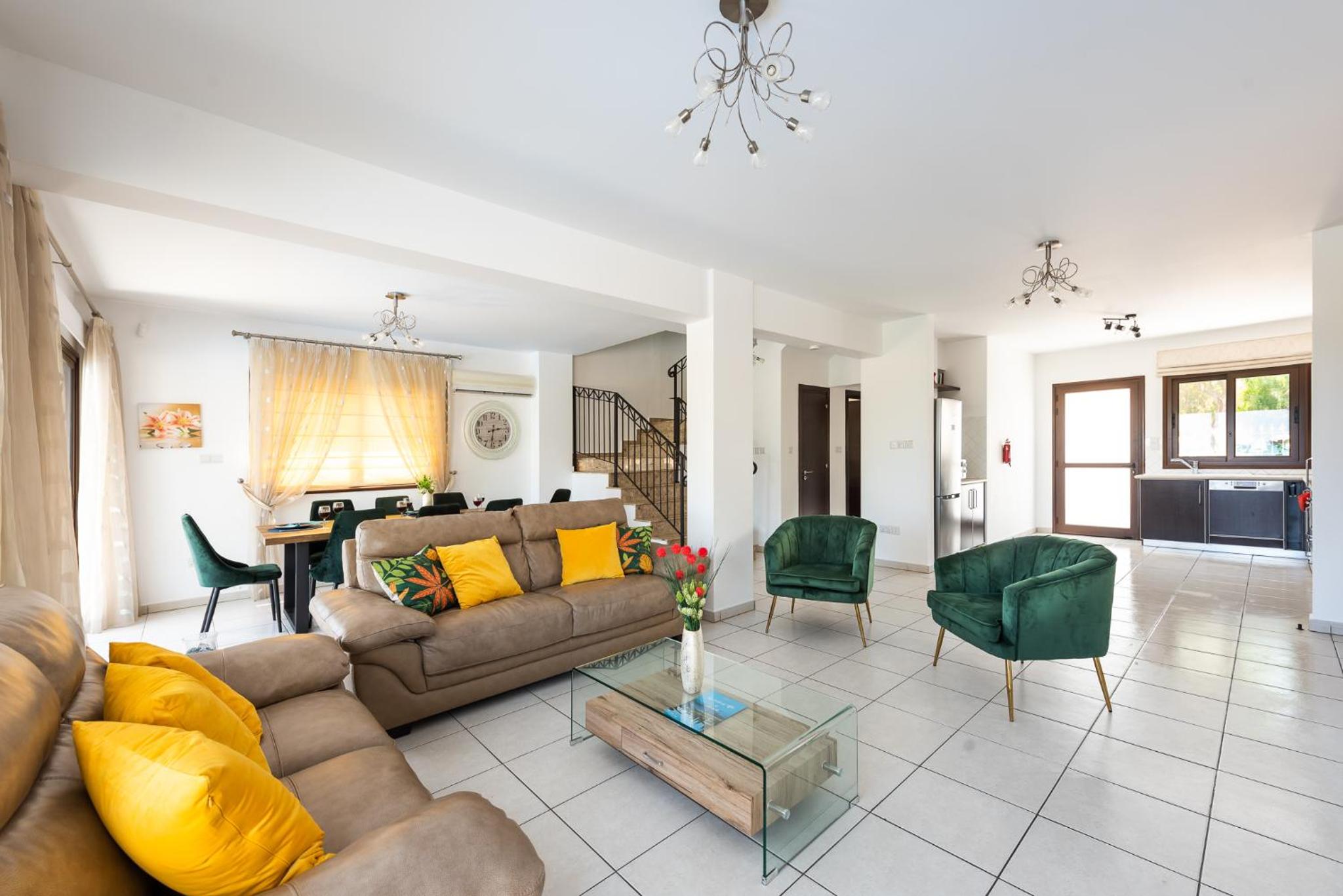 Sea Front Oceanus H3 by Ezoria Villas