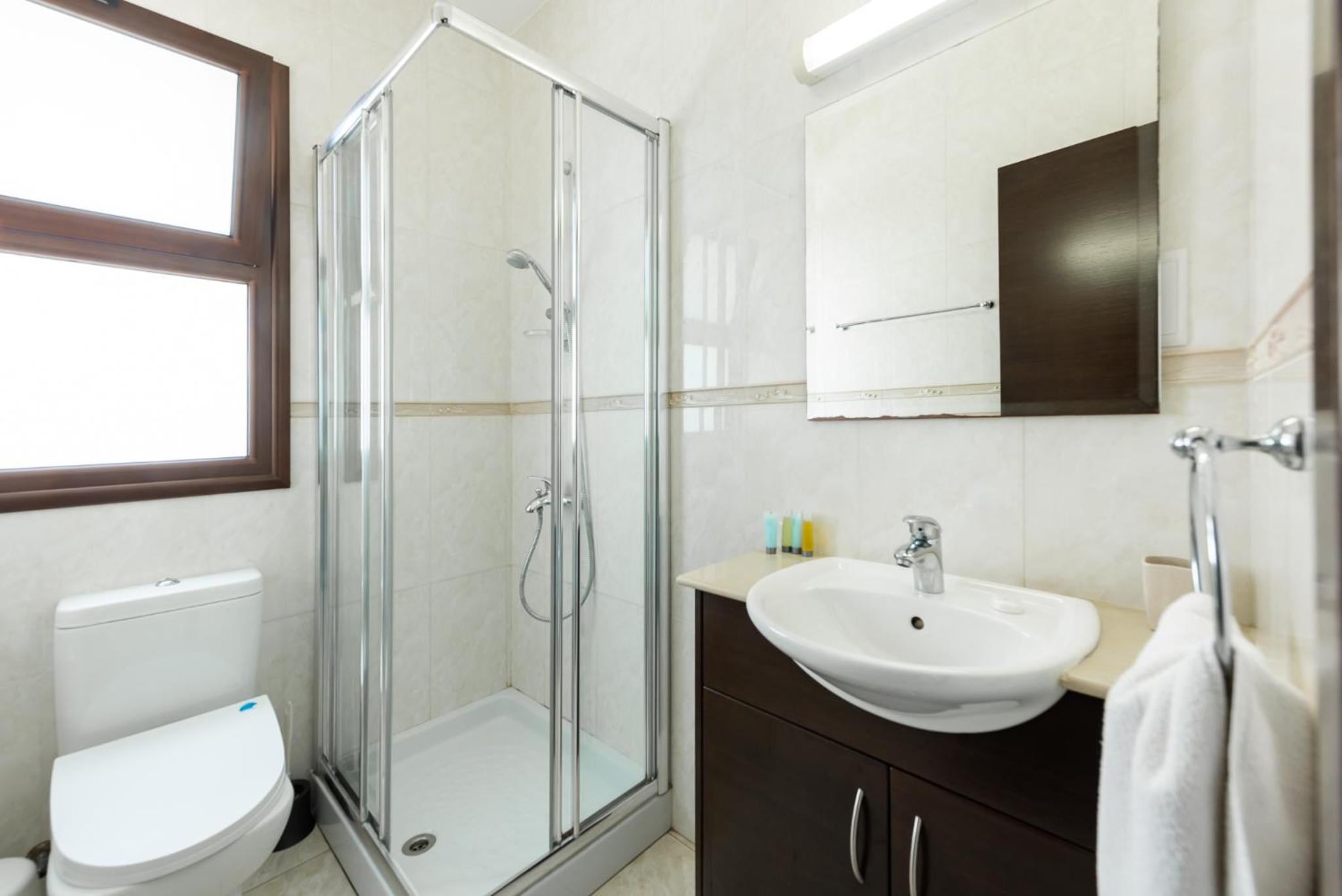 Sea Front Oceanus H3 by Ezoria Villas