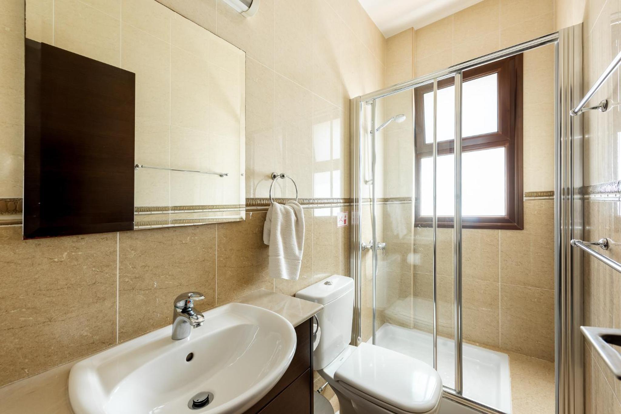 Sea Front Oceanus H3 by Ezoria Villas