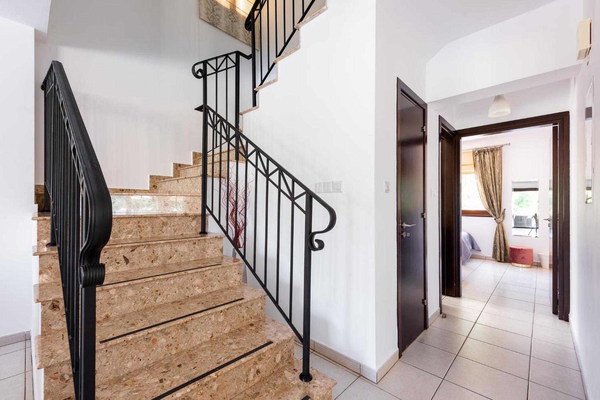 Sea Front Oceanus H3 by Ezoria Villas
