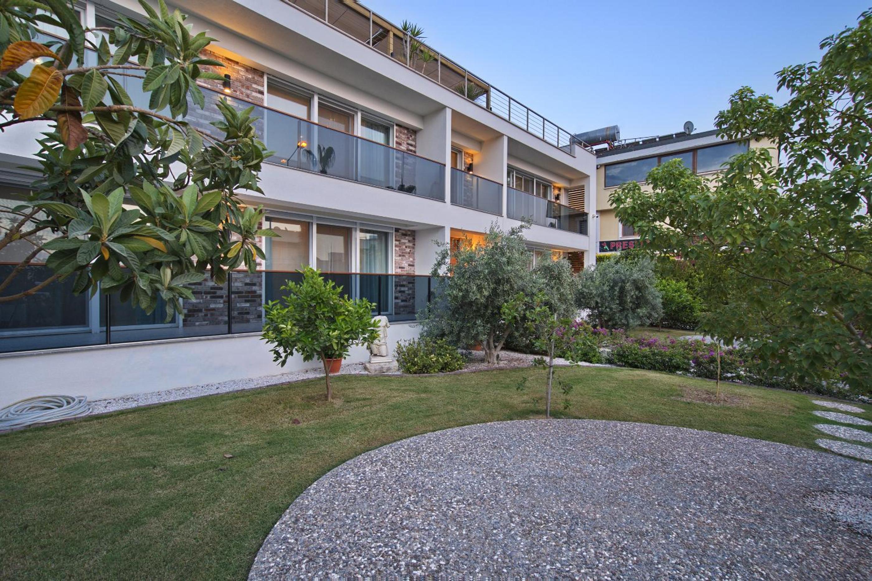 Elia Apartments view 3