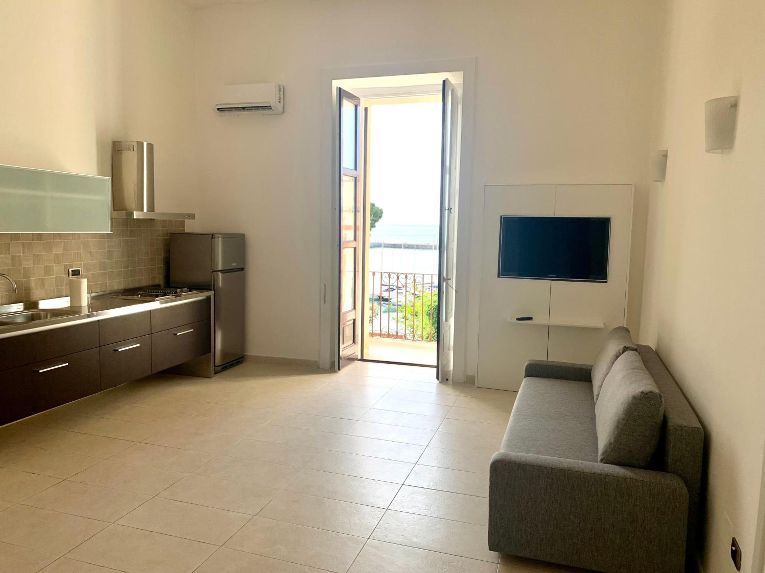 Luxury apartment Vitruvio view 5