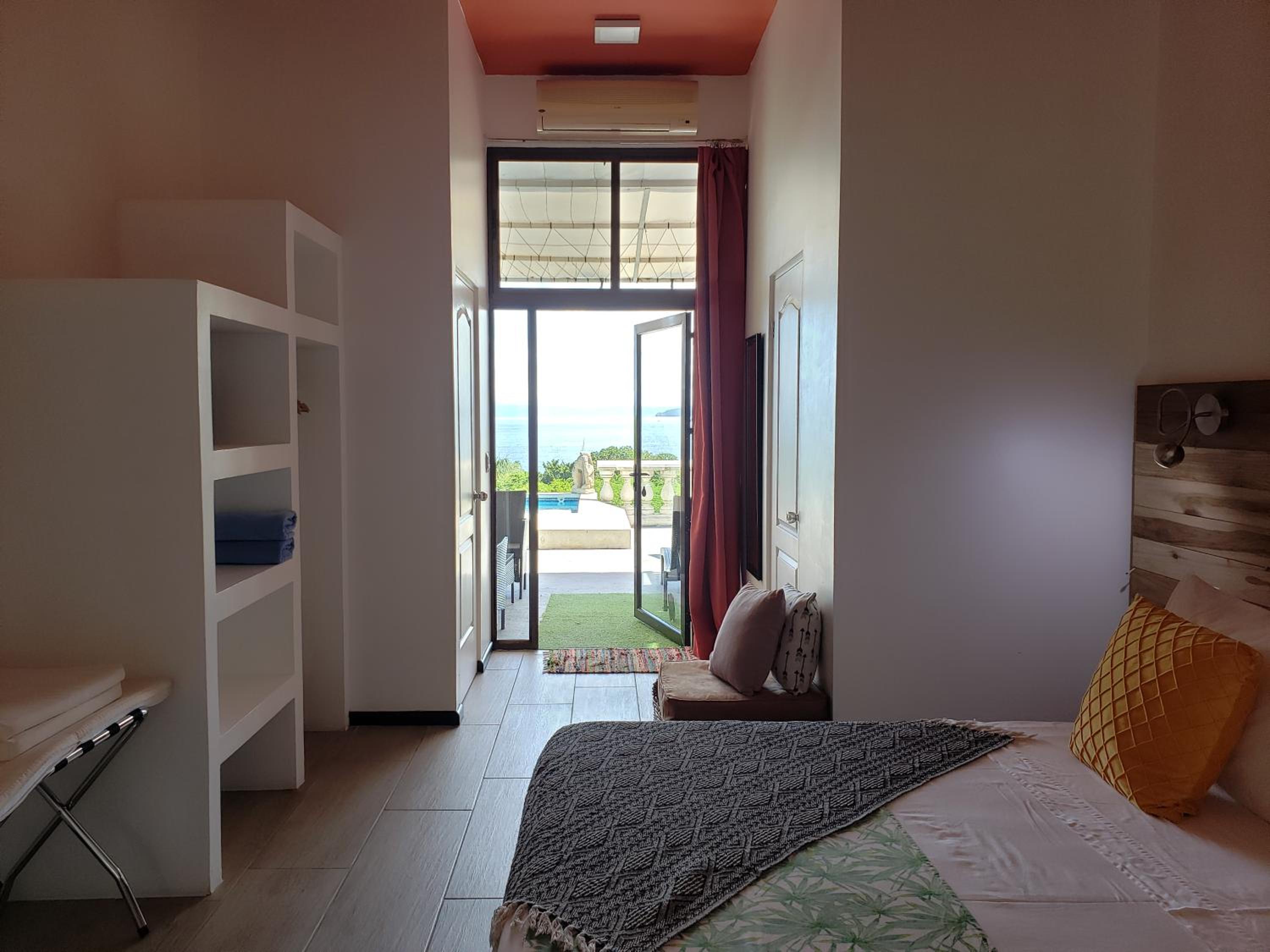 Pura Vista Hotel