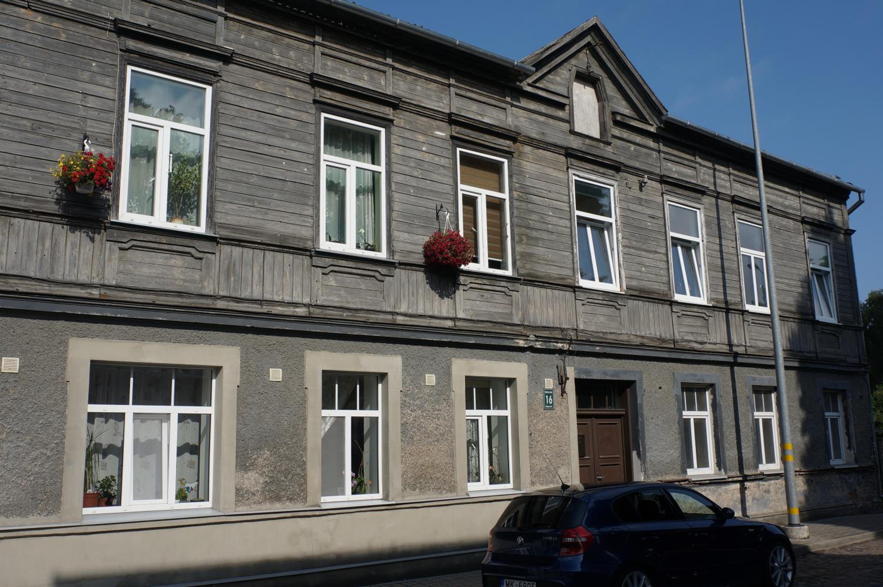 Photo 16