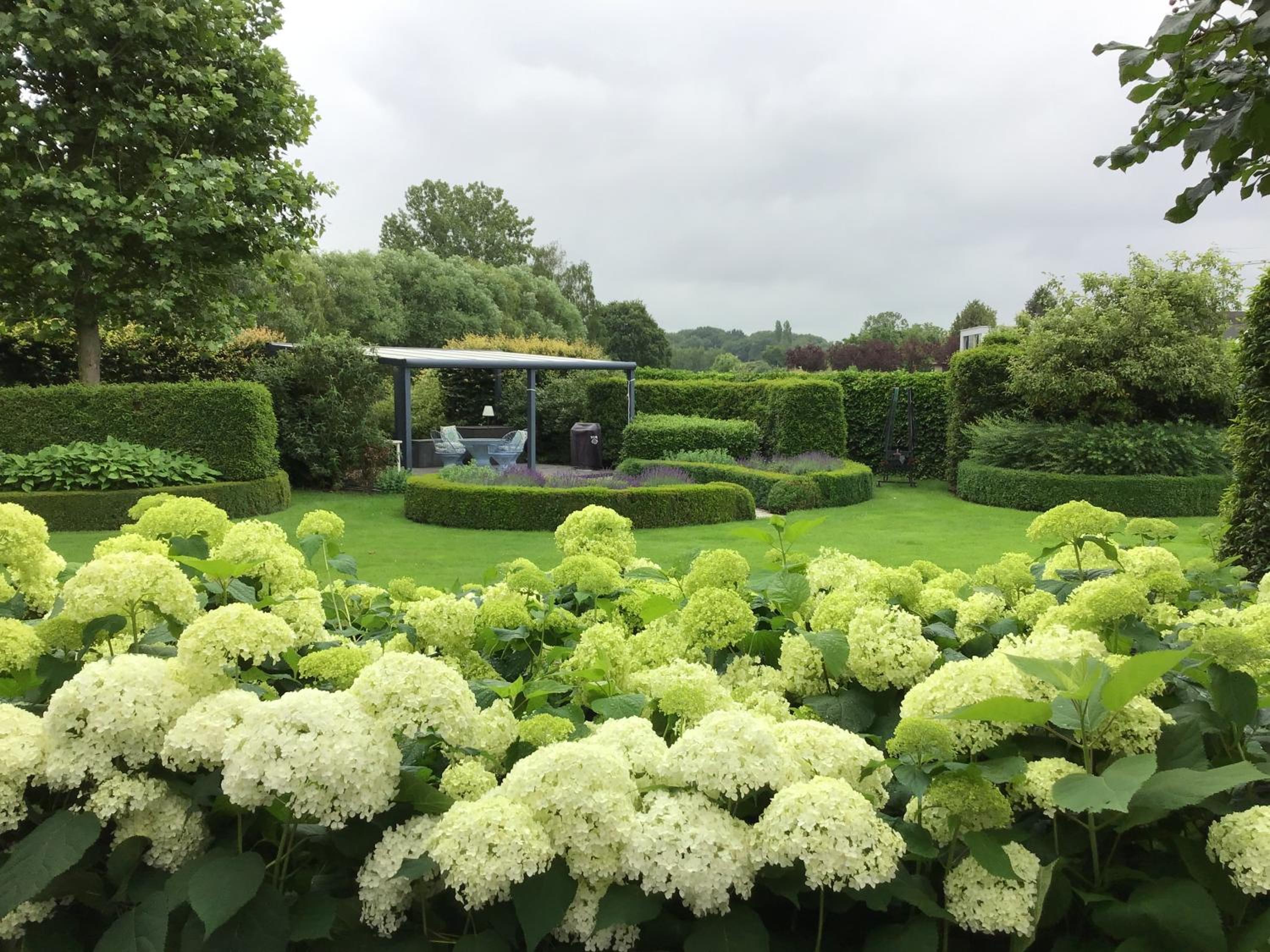 Studio Gardenroom Guesthouse De Steenberg met wellness & tuinzicht