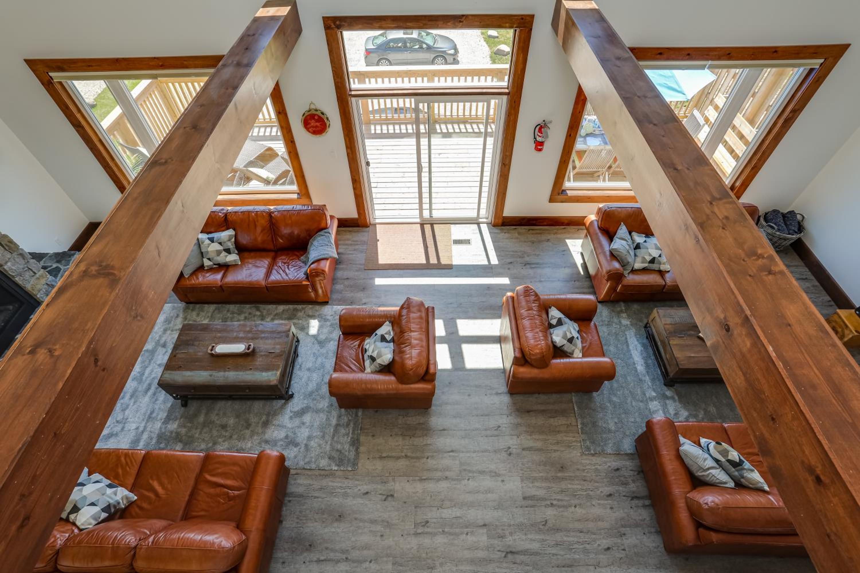Luxury Mountain Retreat with private hot tub 82958 view 5