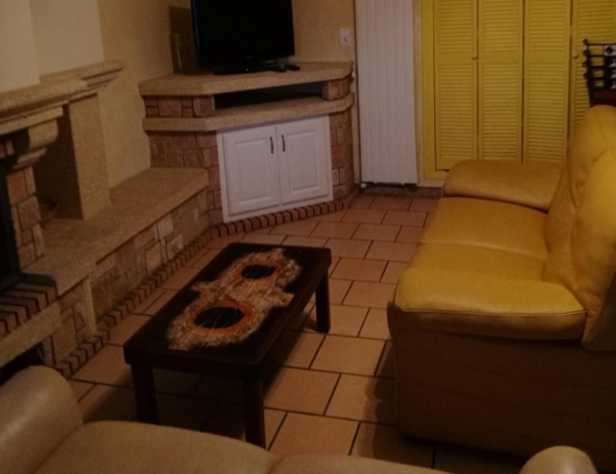 Gite la Rose - in the heart of the Dordogne for 8 people view 4