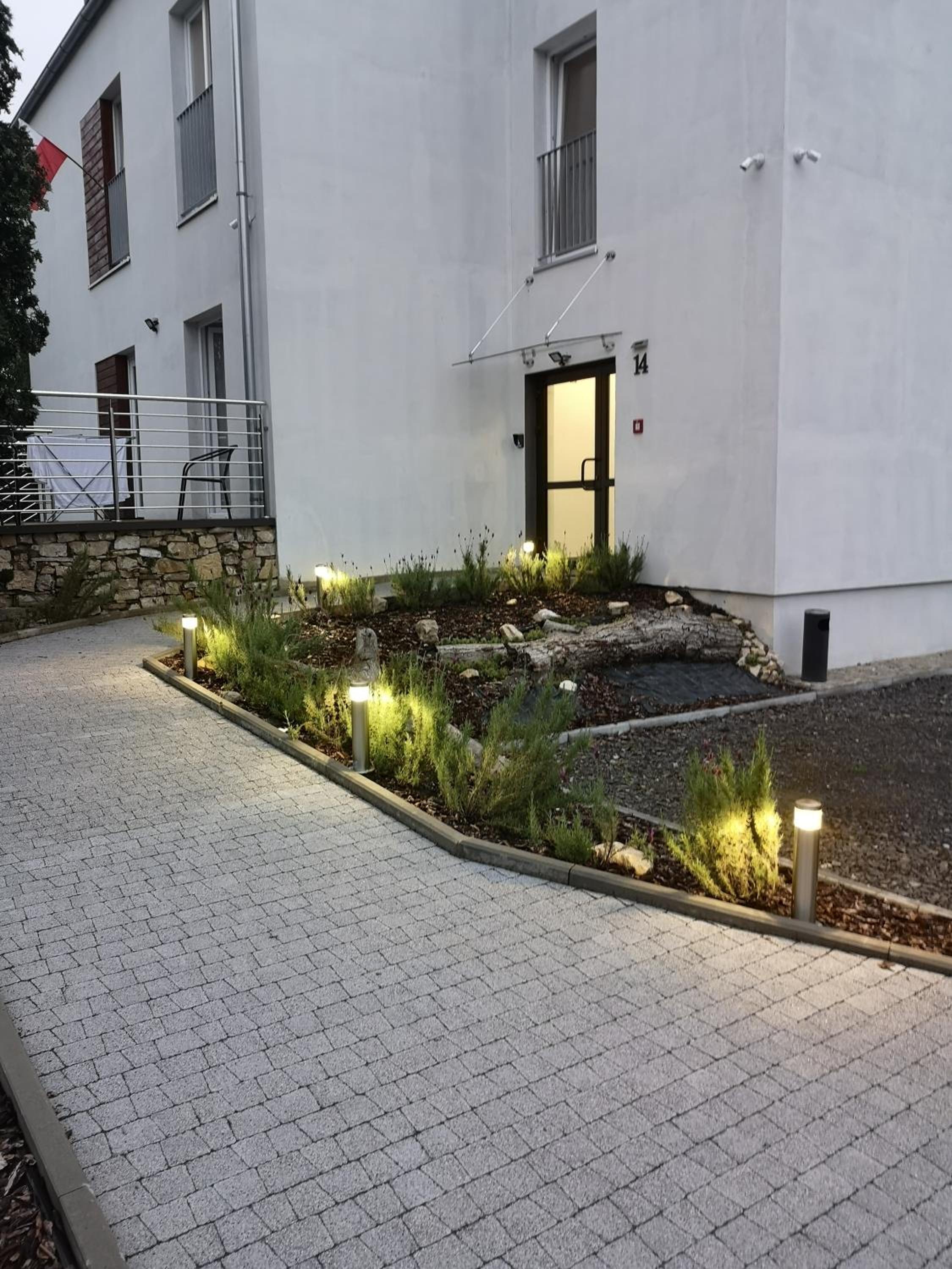 Photo 23