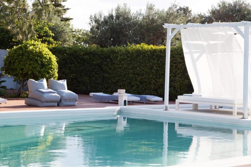Villa Angela Pool & Suites, piscina privata, giardino, barbecue, parcheggio e WiFi gratuita