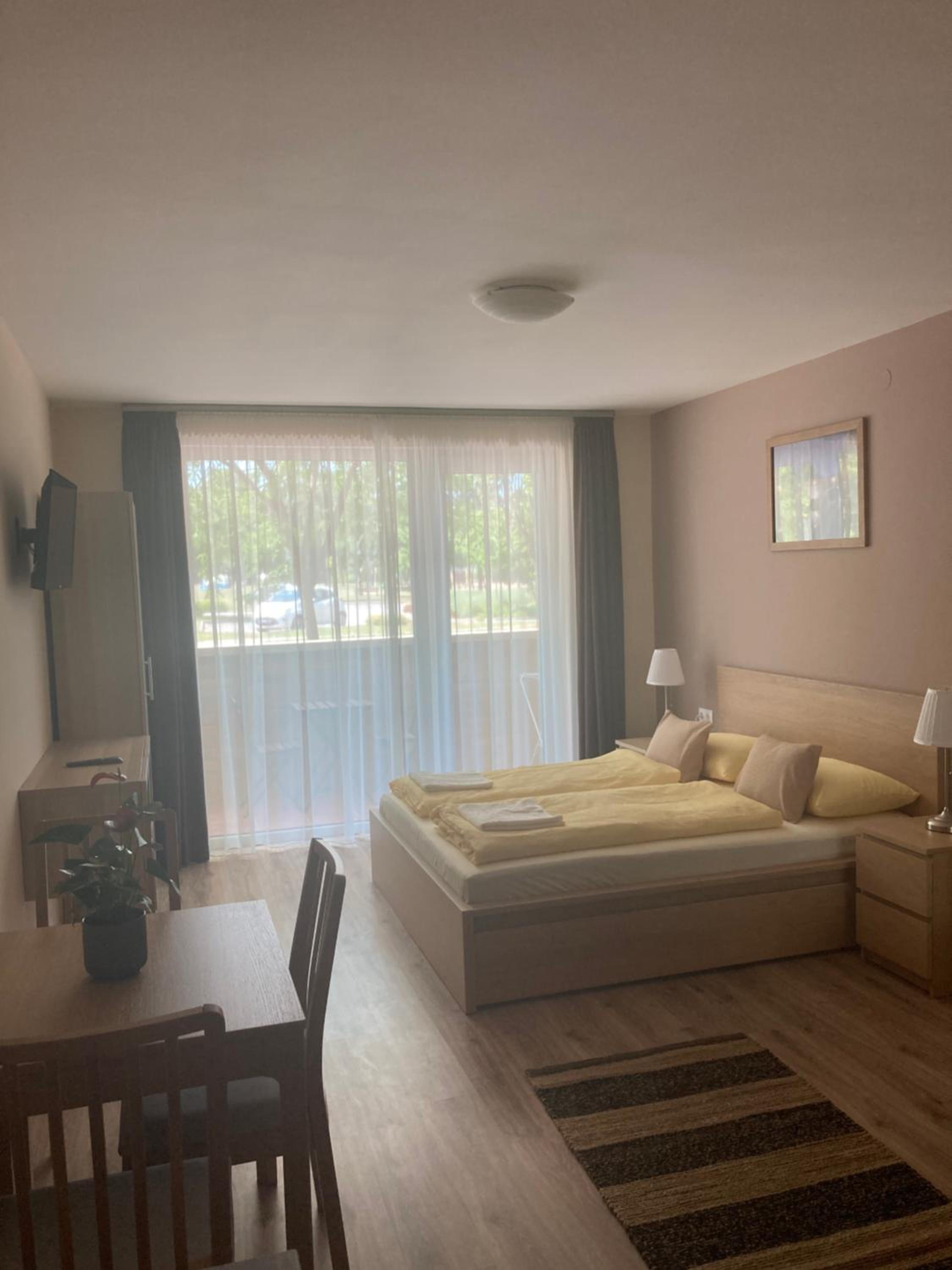 Castellum Apartmanház