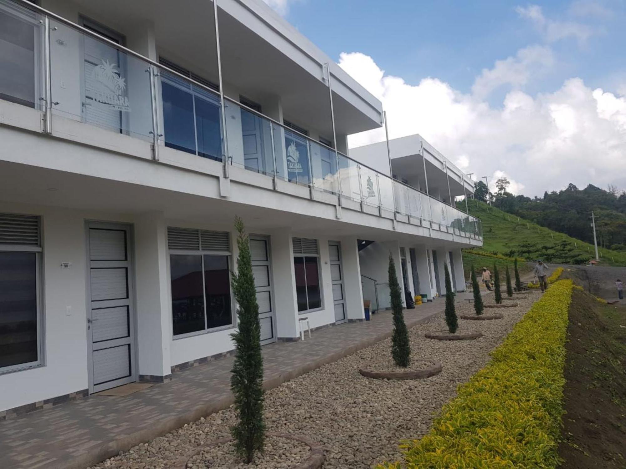 Hotel Takuara - Image 1