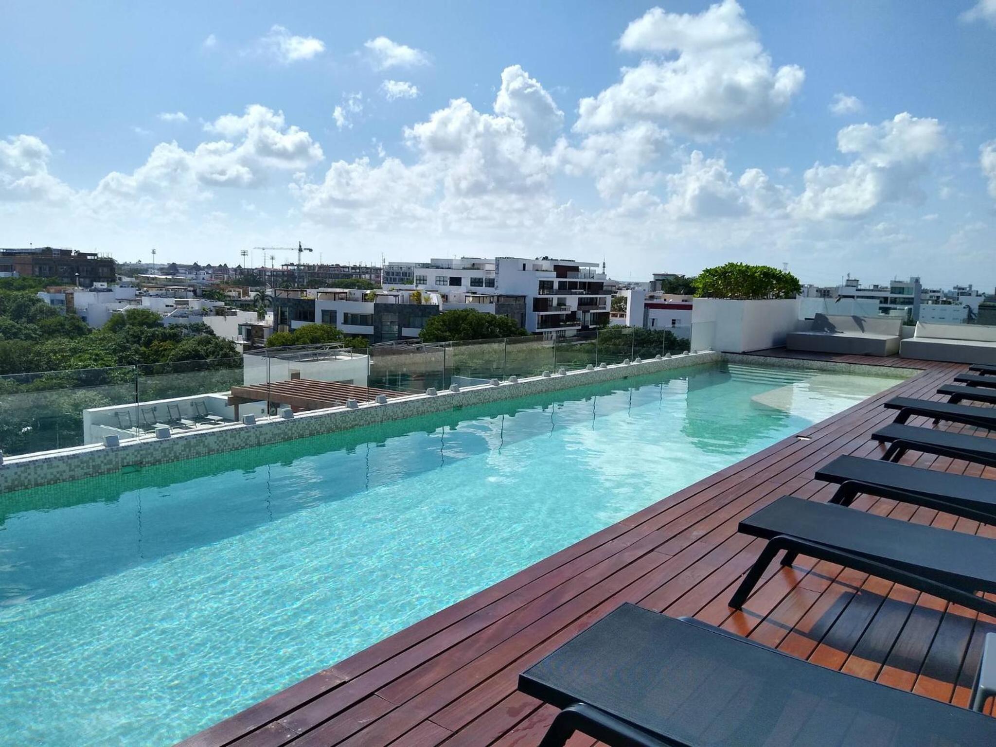 Luxurious Charming Studioterrace With Poolgym view 2