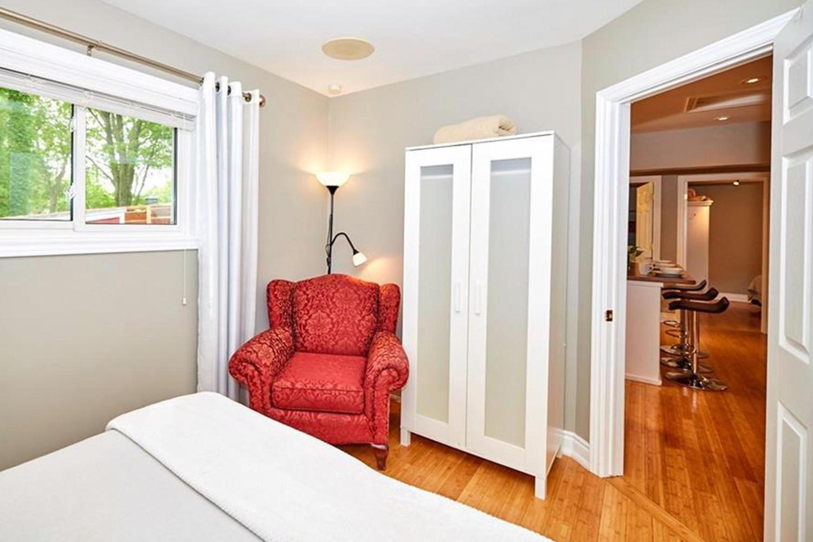 Maple Tree Cottage License  058-2022 - Property Image 8