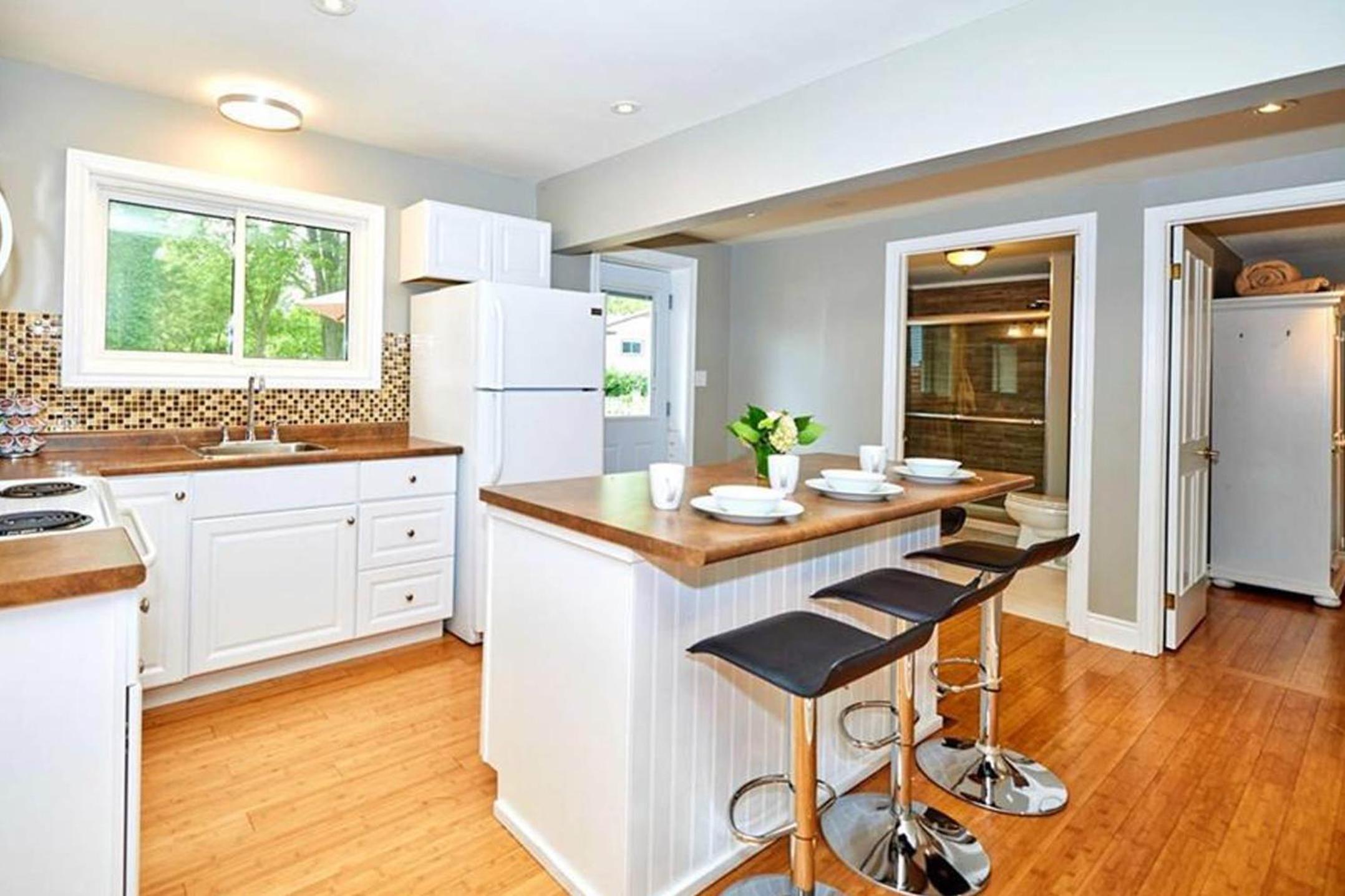 Maple Tree Cottage License  058-2022 - Property Image 15