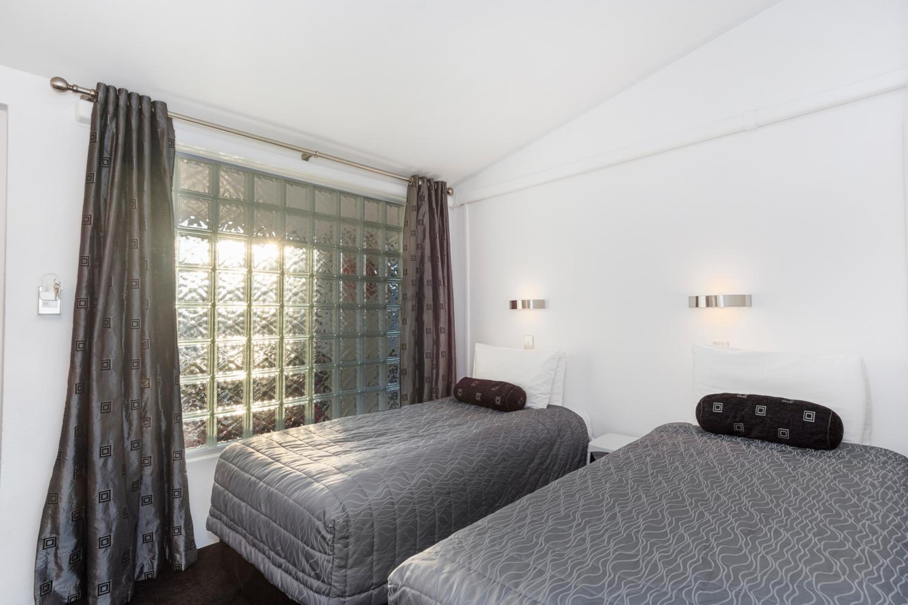 Photo 141