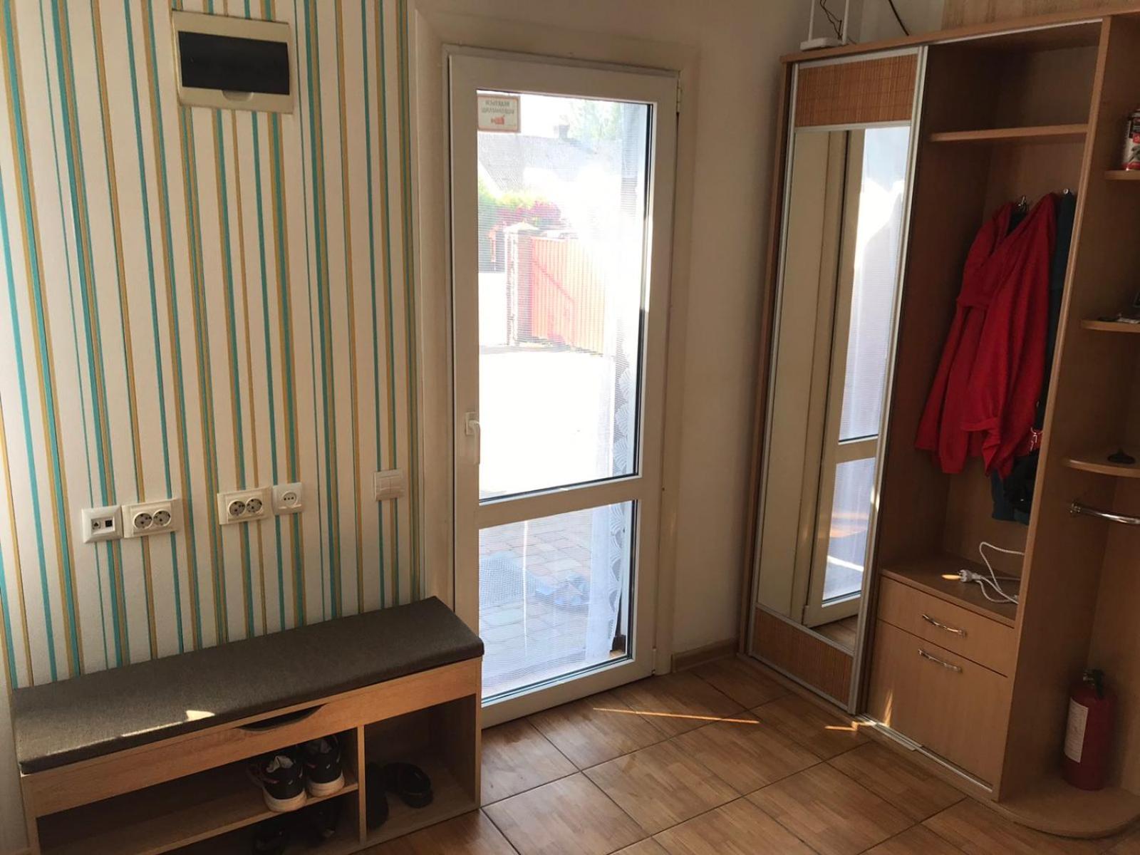 Apartment on Grushevskogo view 3