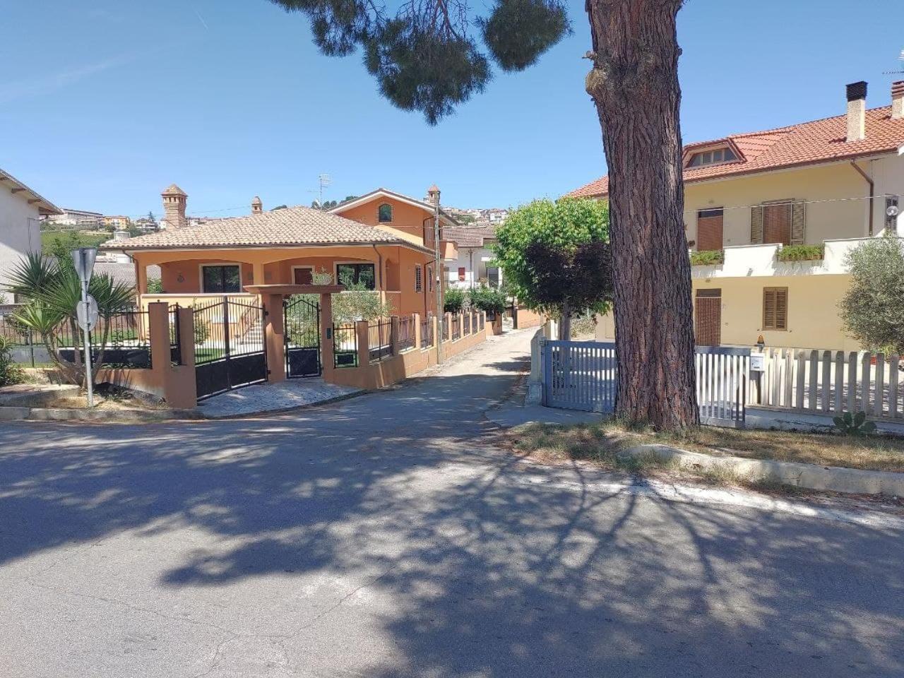 Appartamento per una rilassante vacanza immerso nel verde view 2
