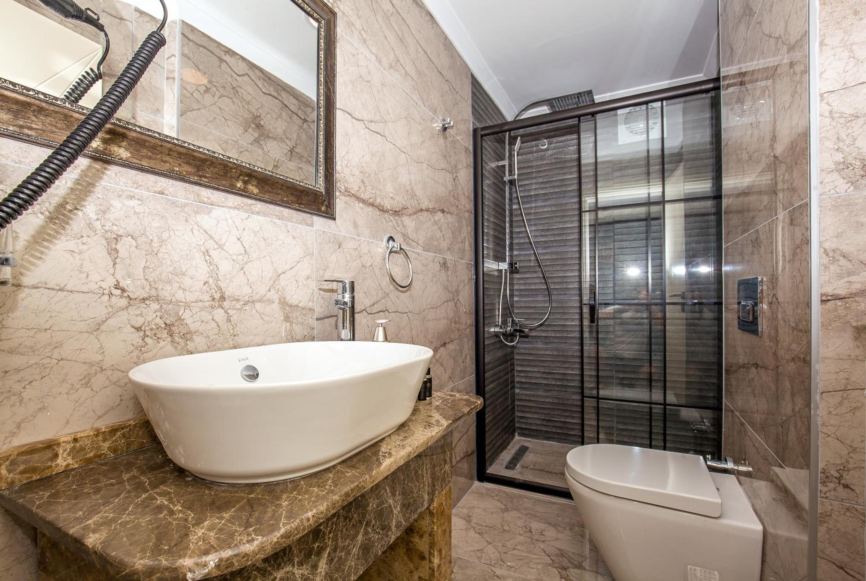 The Lea Hotel - Image 37