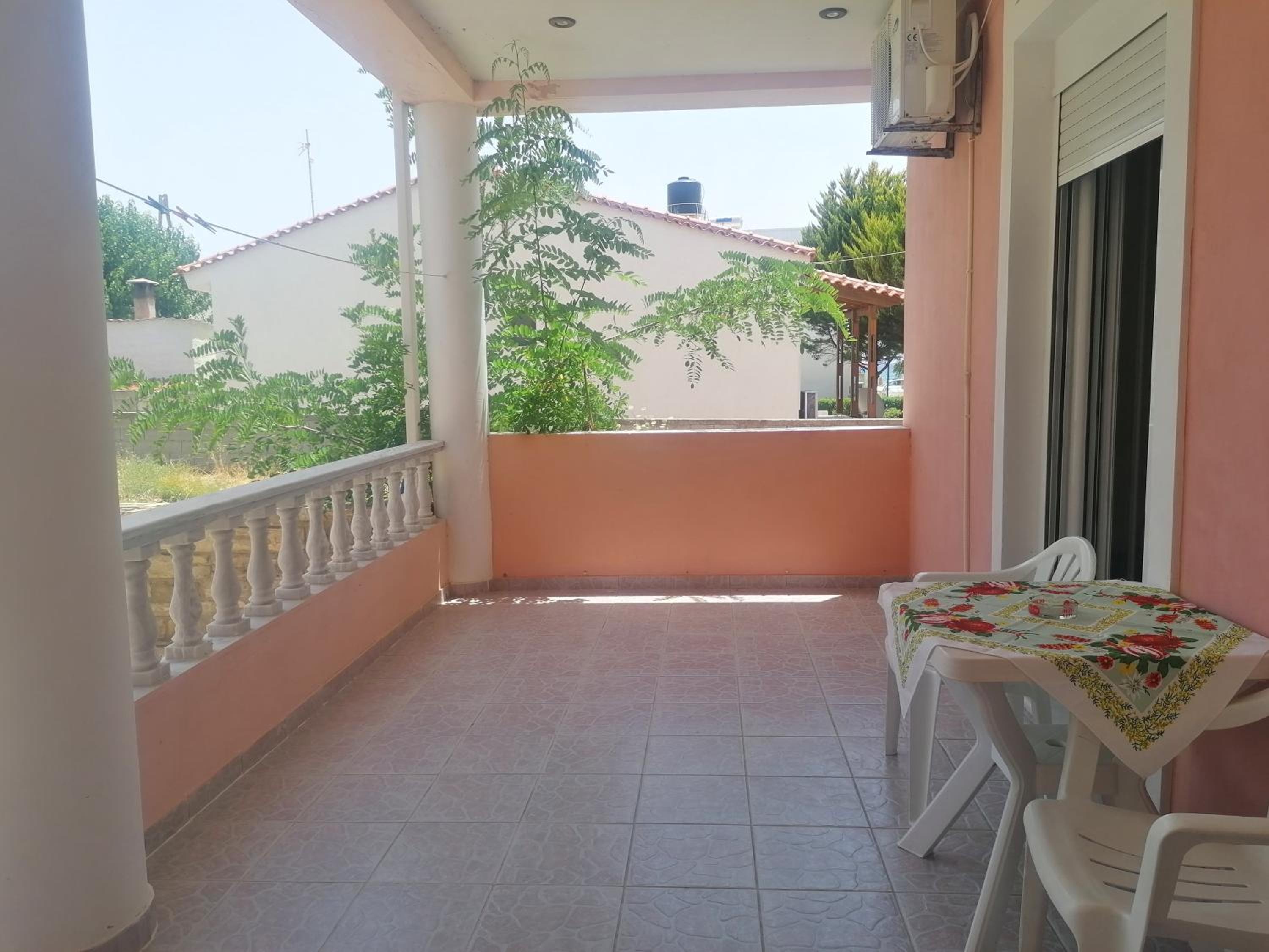 Hotel Beach Studio apartment 3, Komi - Image 1