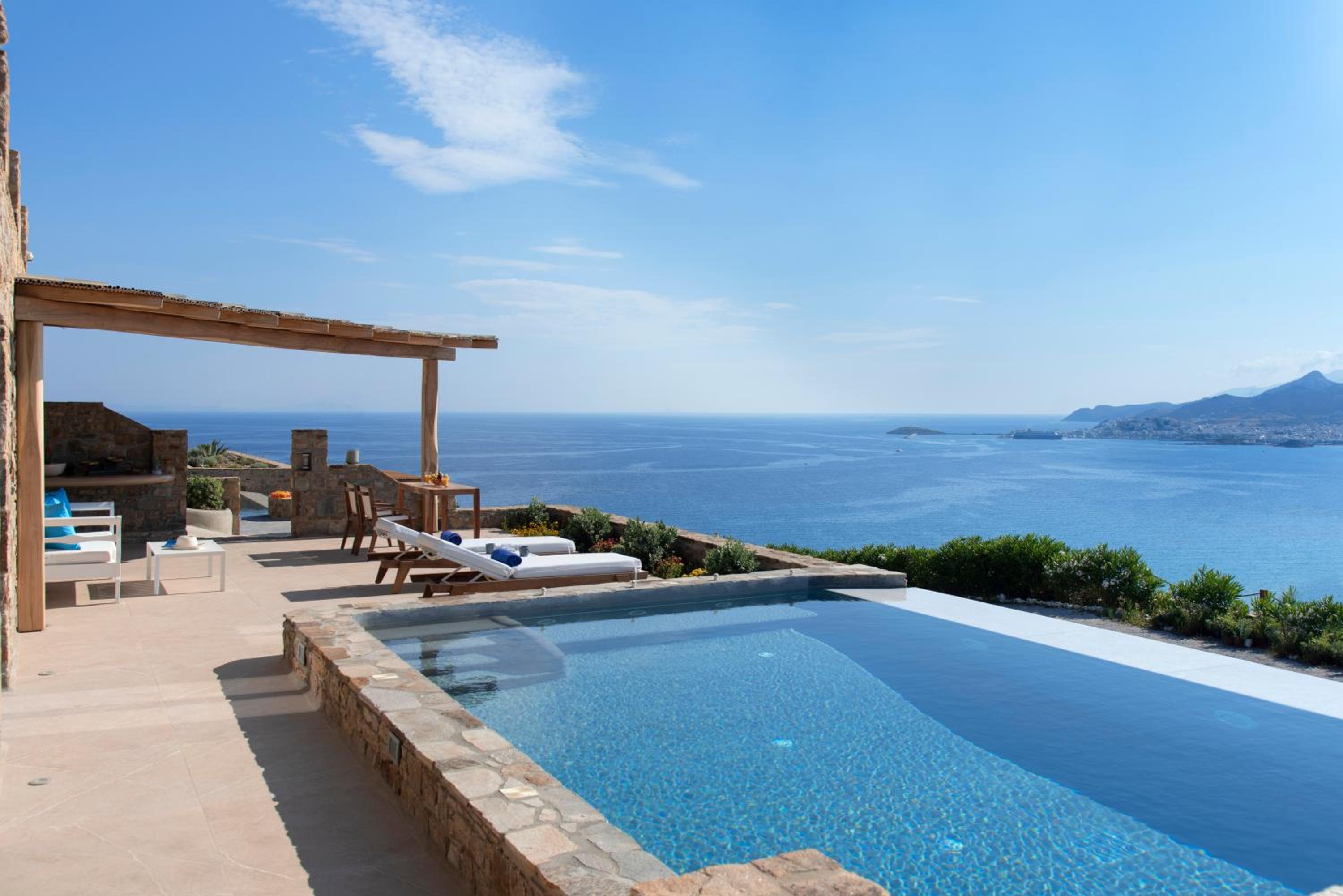 Naxos Rock Villas