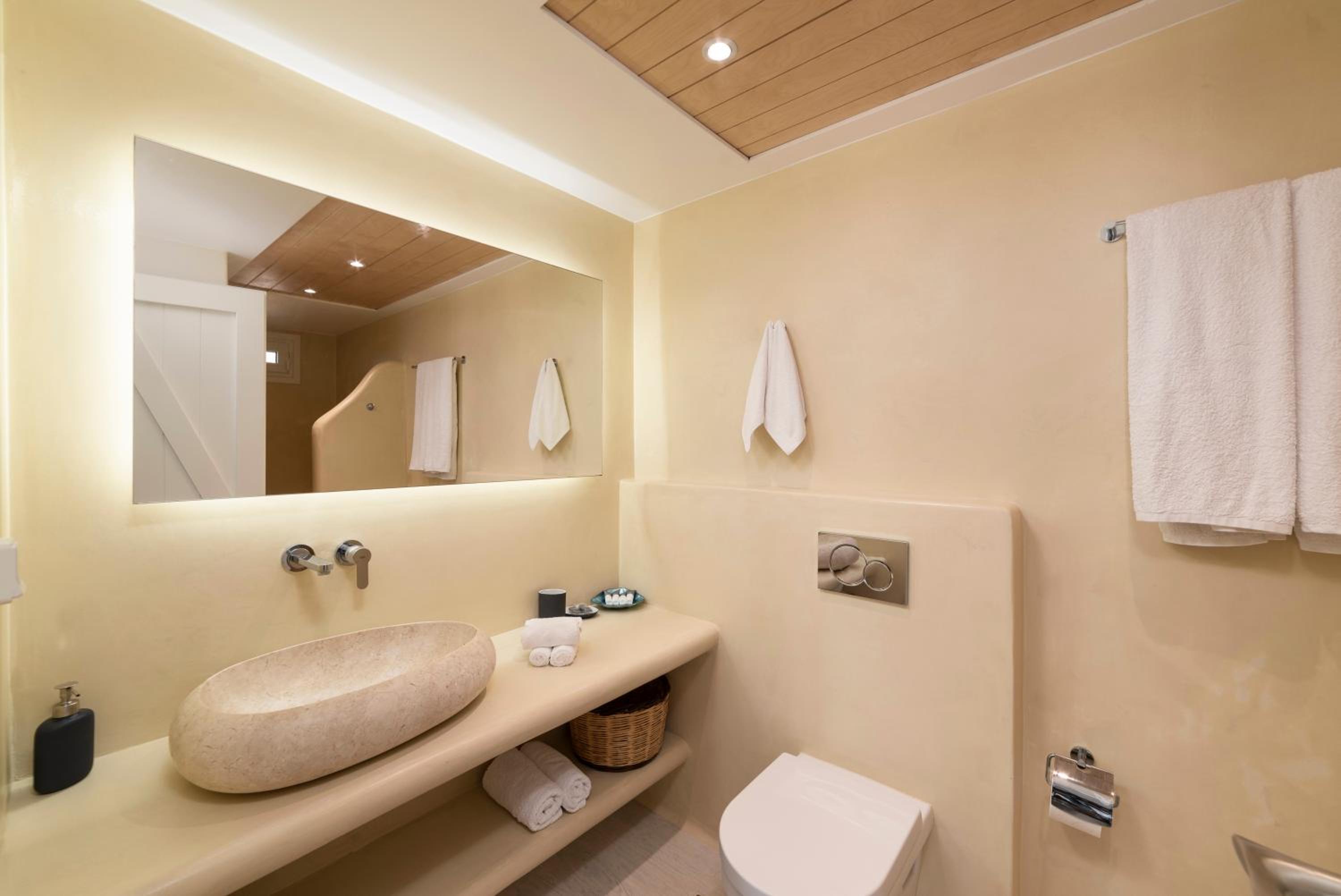 Naxos Rock Villas